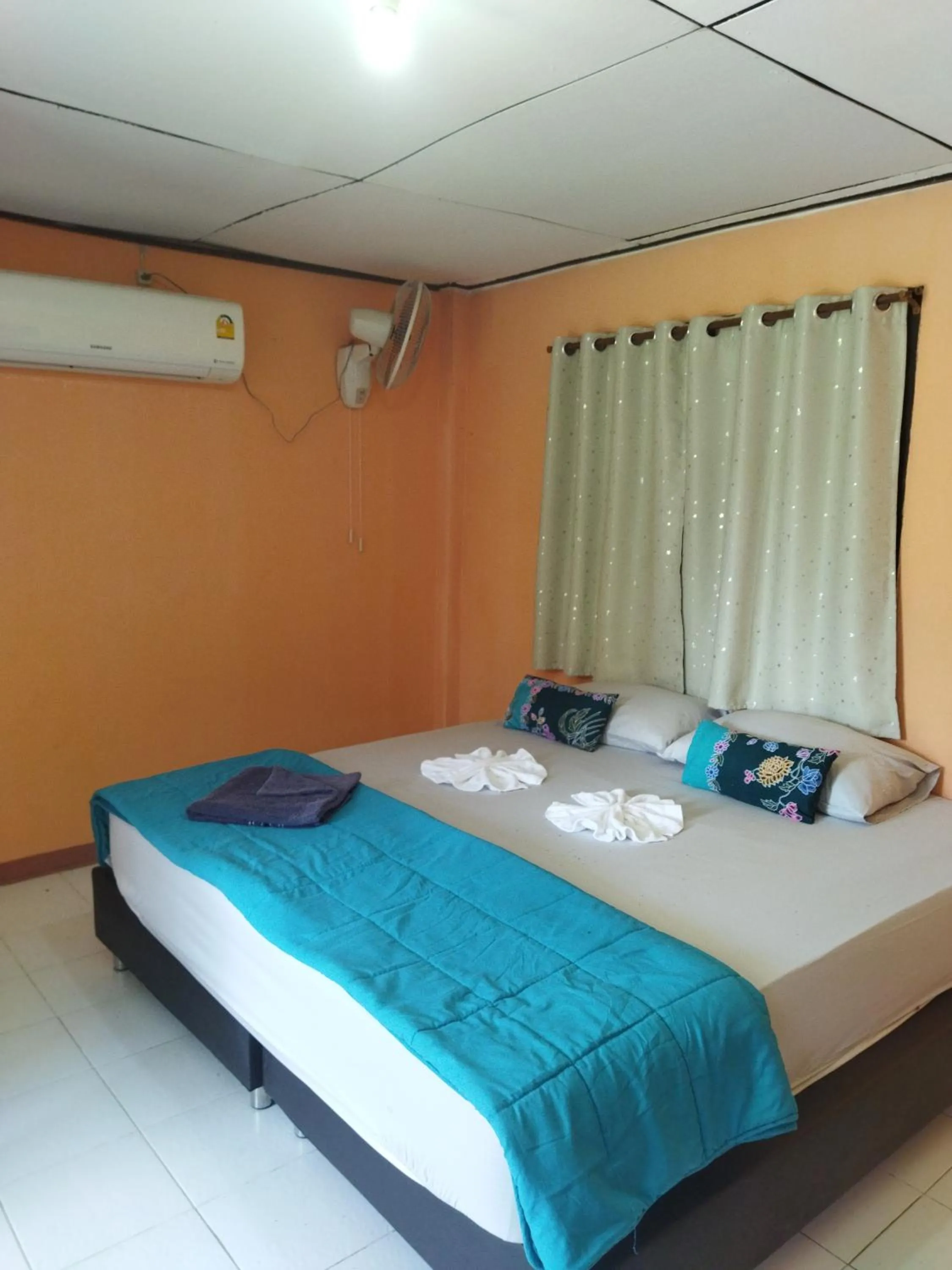 Photo of the whole room in Andaman Peace Resort