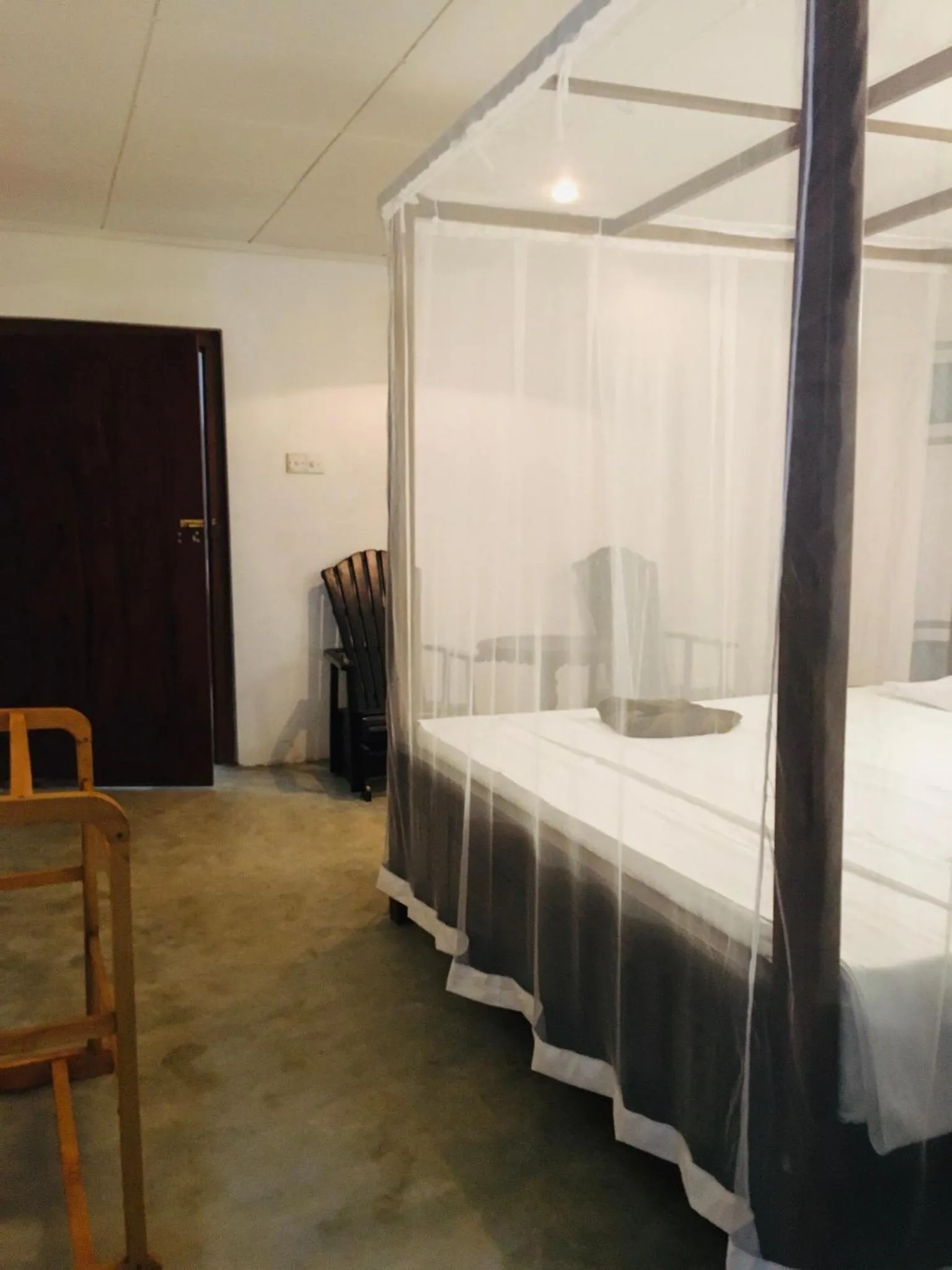 Photo of the whole room in Hiriketiya Orchid Villa