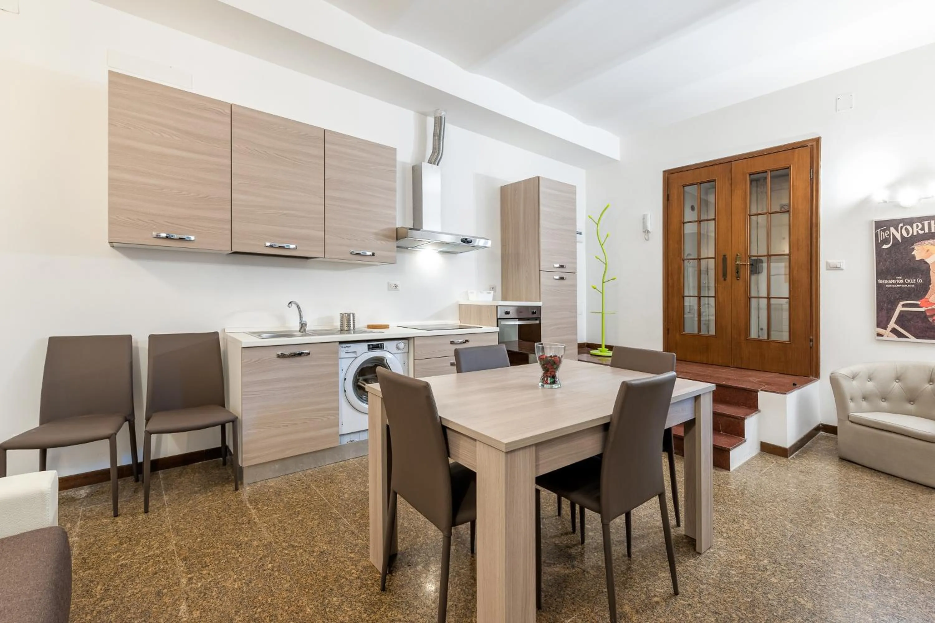 Dining area in Tour de Rome