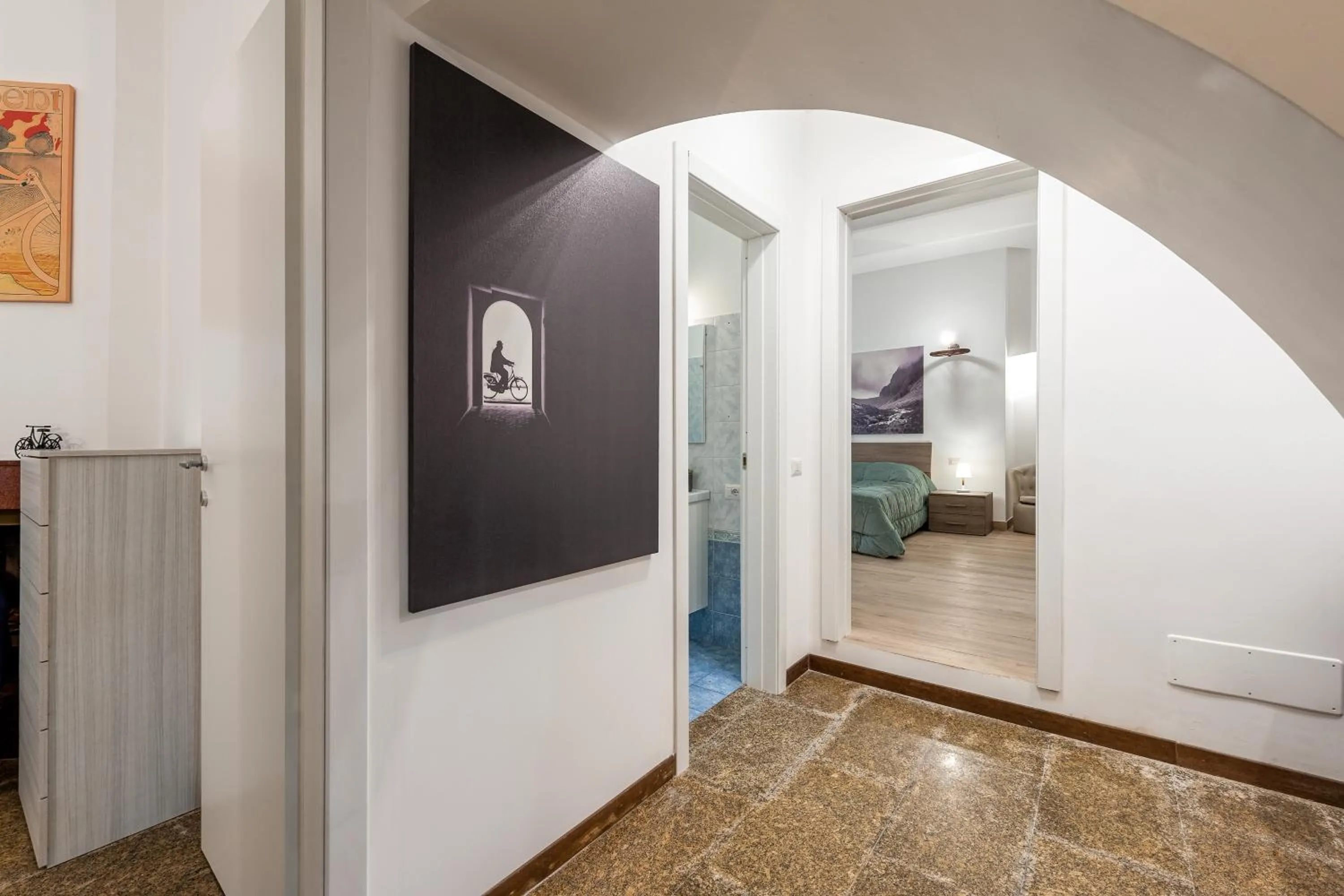 Living room, Bed in Tour de Rome