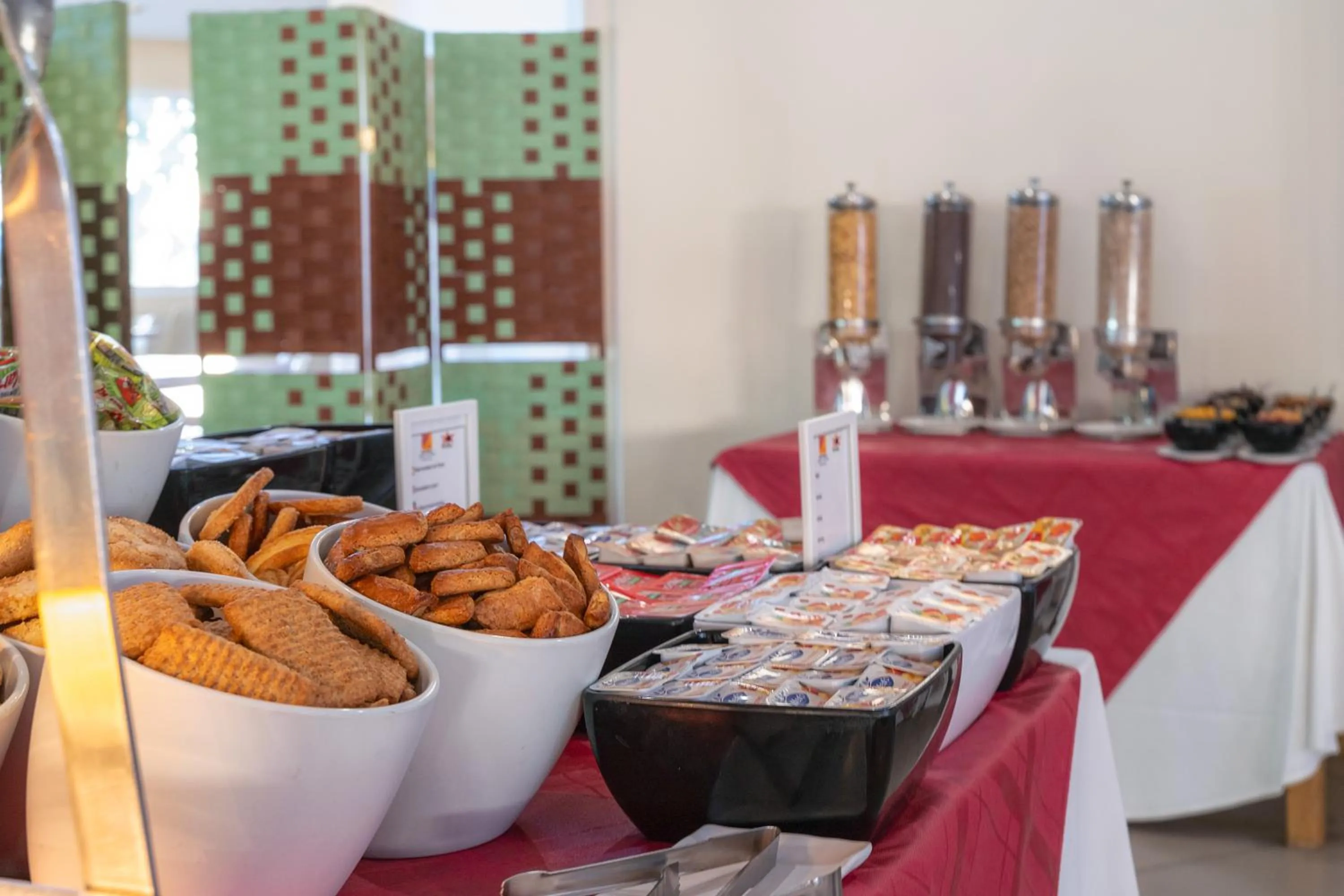 Buffet breakfast in Hotel Siroco - Adults Only 18