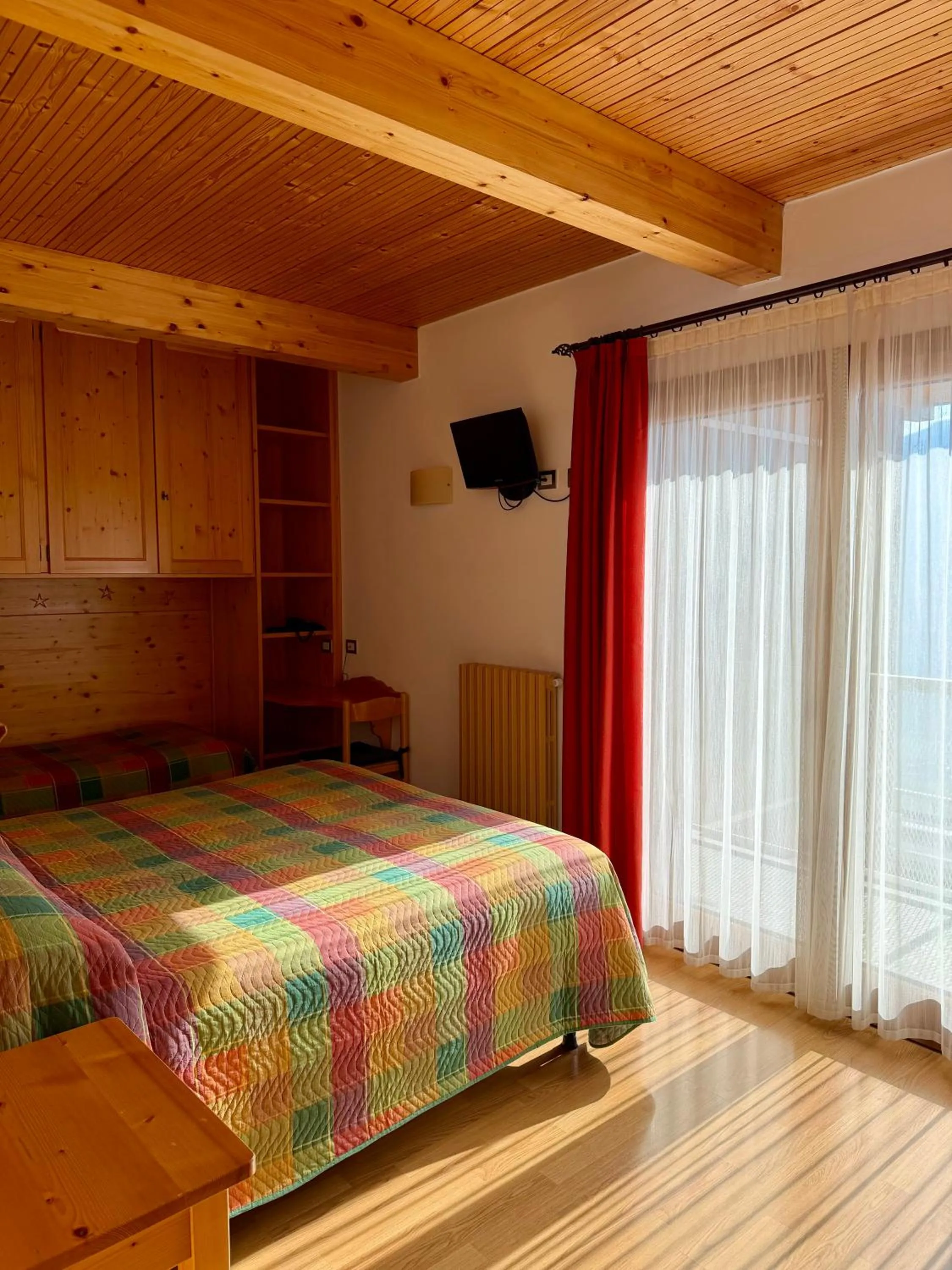 Bed in Albergo Ristorante Baraglia