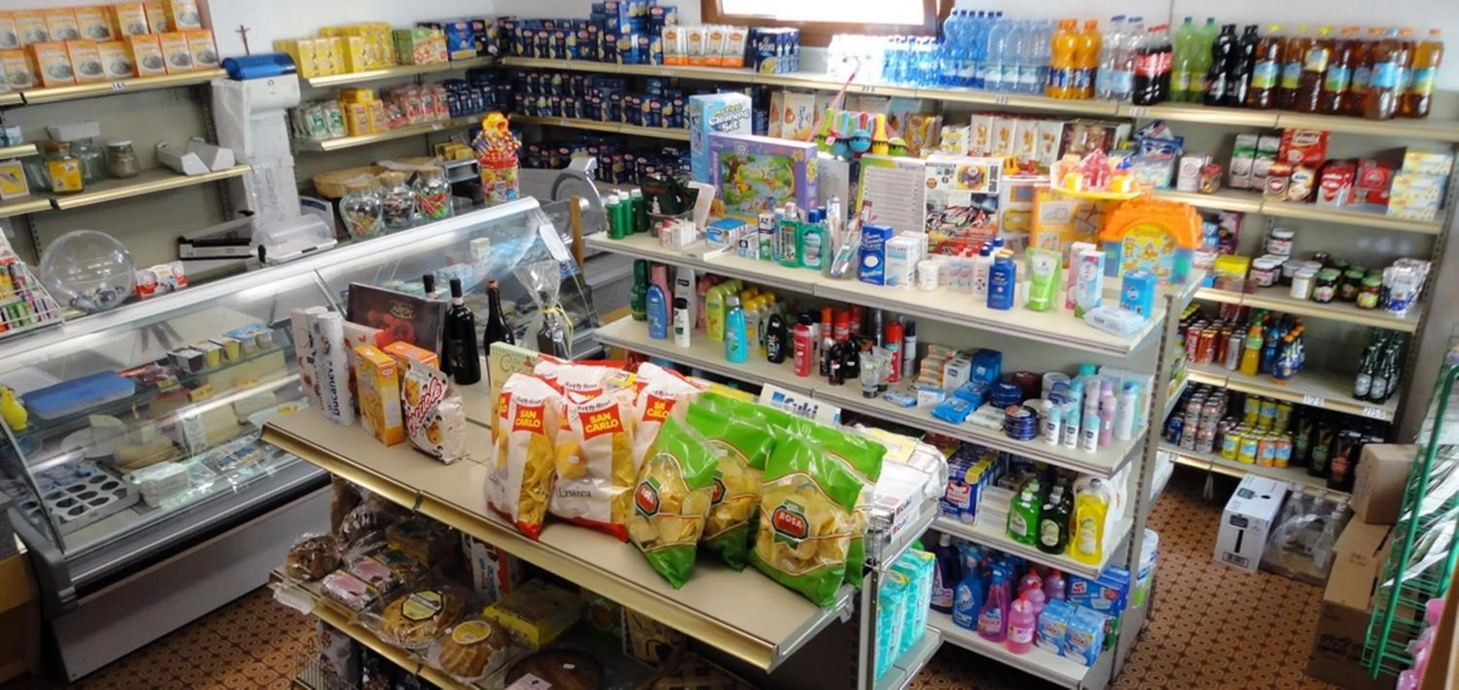 Supermarket/grocery shop in Albergo Ristorante Baraglia