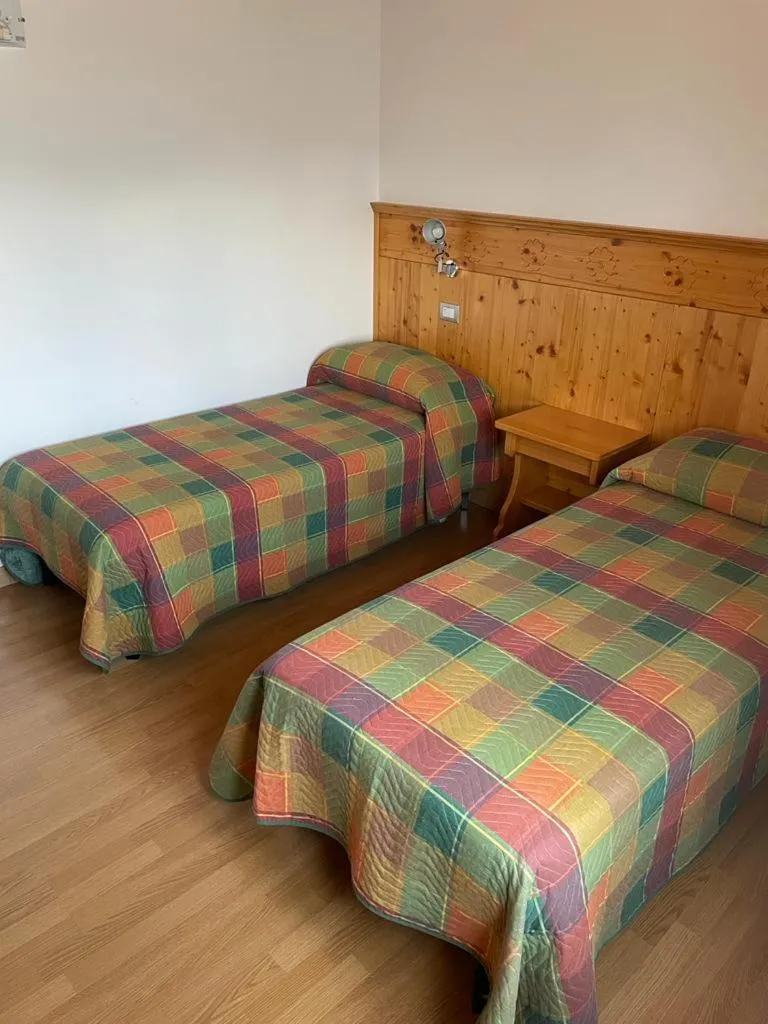 Bed in Albergo Ristorante Baraglia