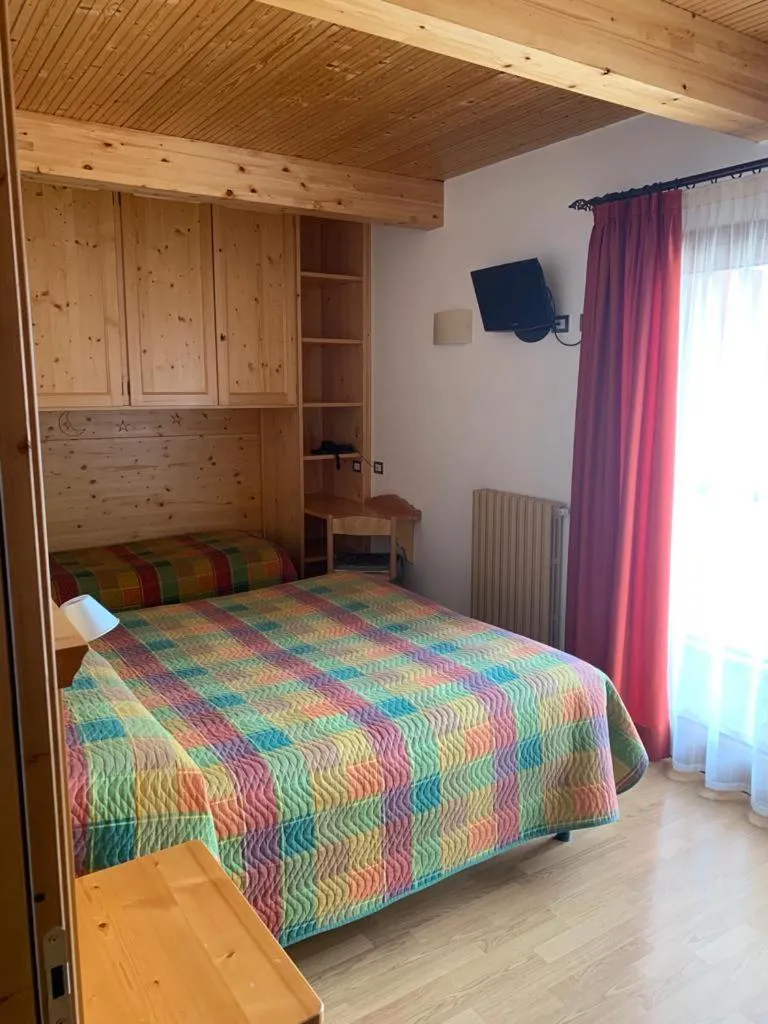 Bed in Albergo Ristorante Baraglia