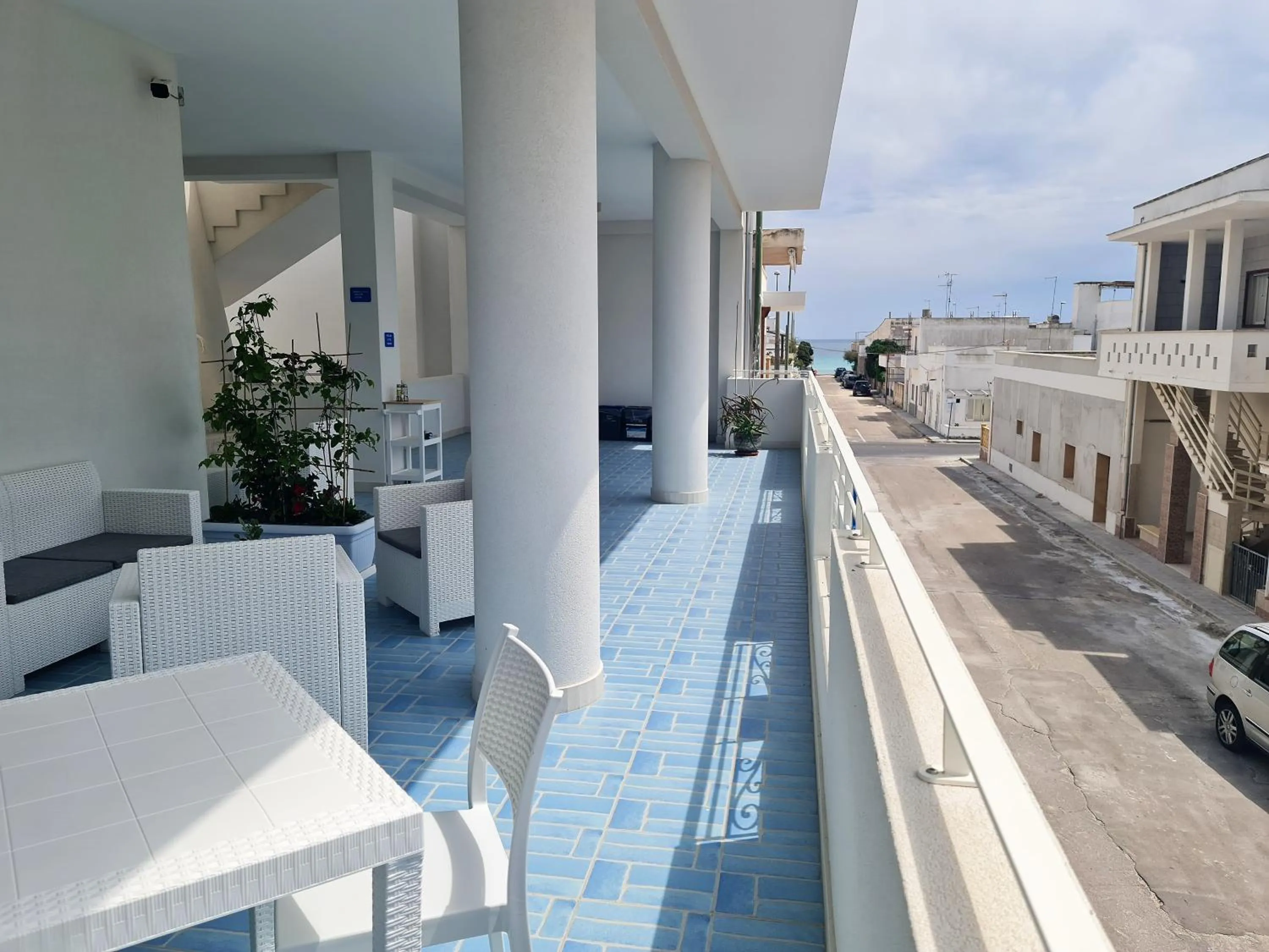 Patio in Kalinifta Rooms Apartment