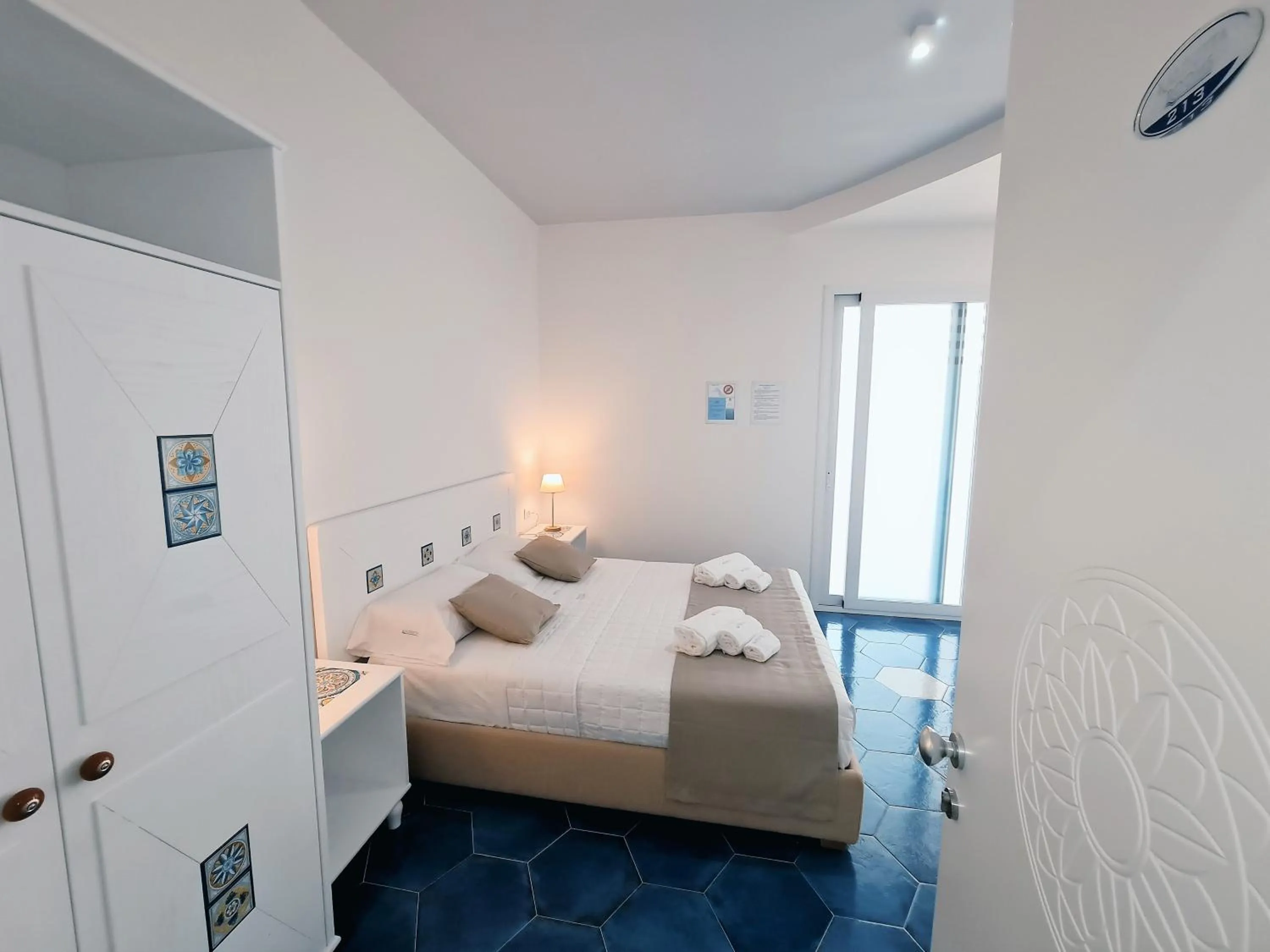 Bedroom, Bed in Kalinifta Rooms Apartment