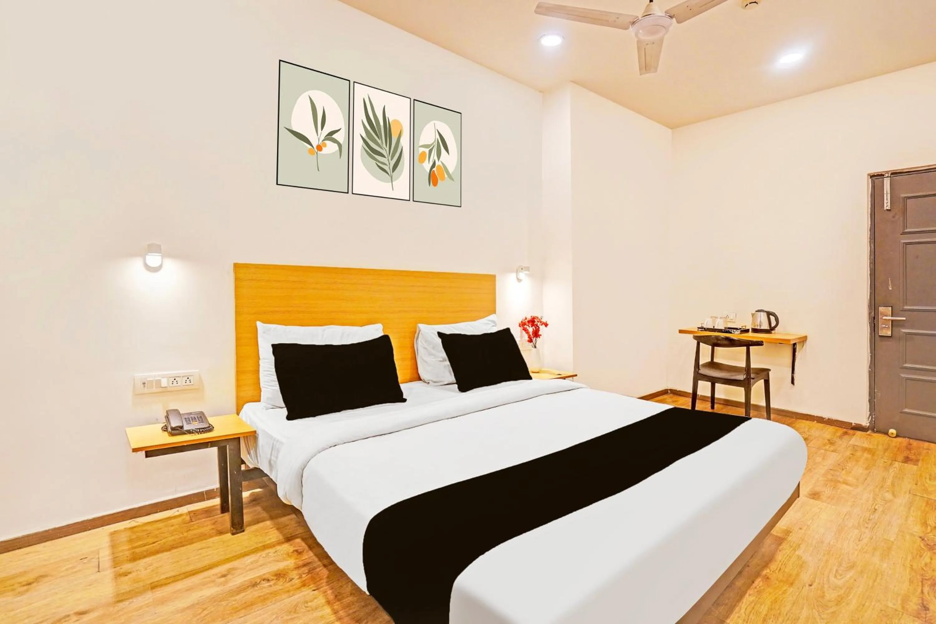 Bedroom, Bed in Super Townhouse Mukut Bazar