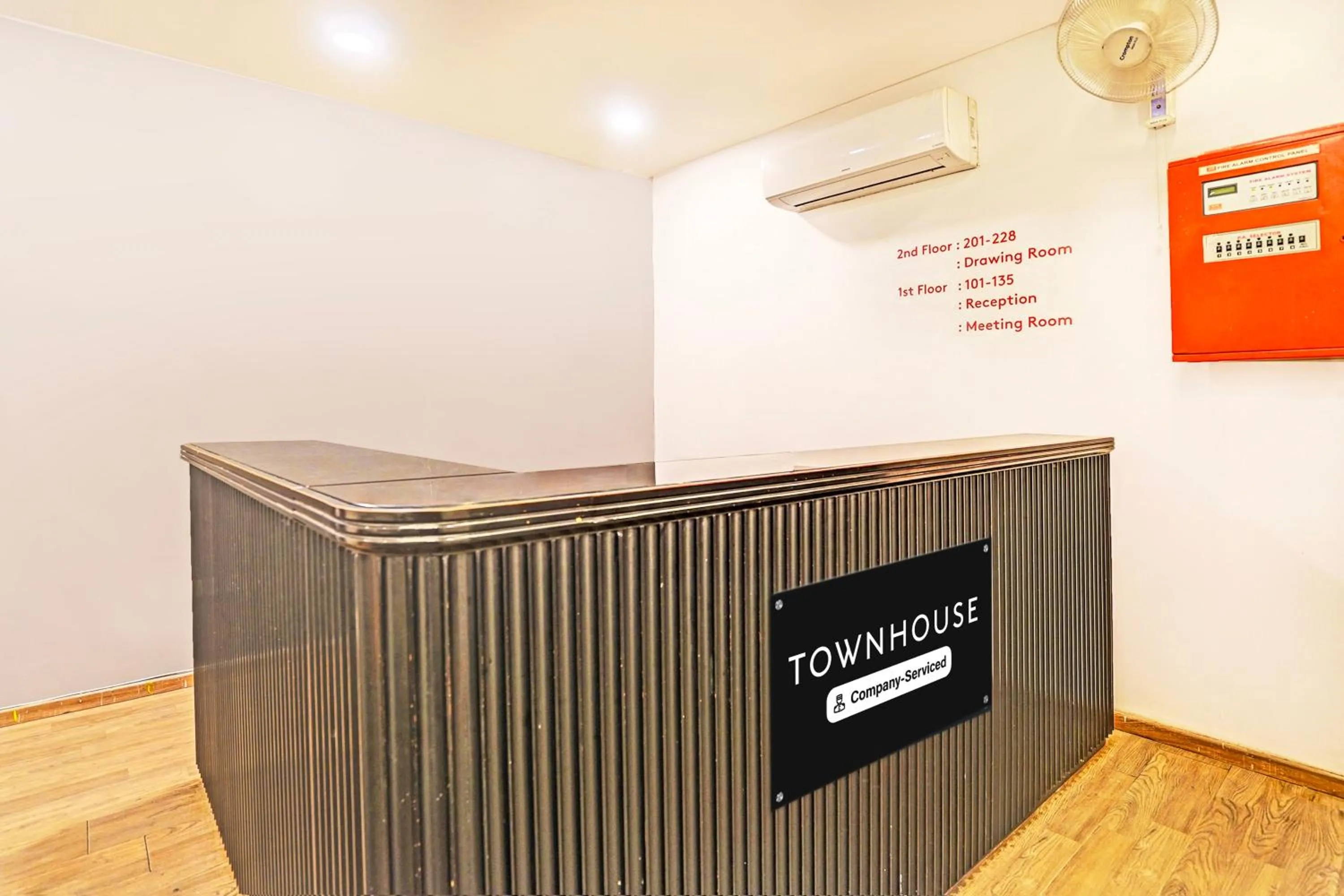 Lobby or reception in Super Townhouse Mukut Bazar