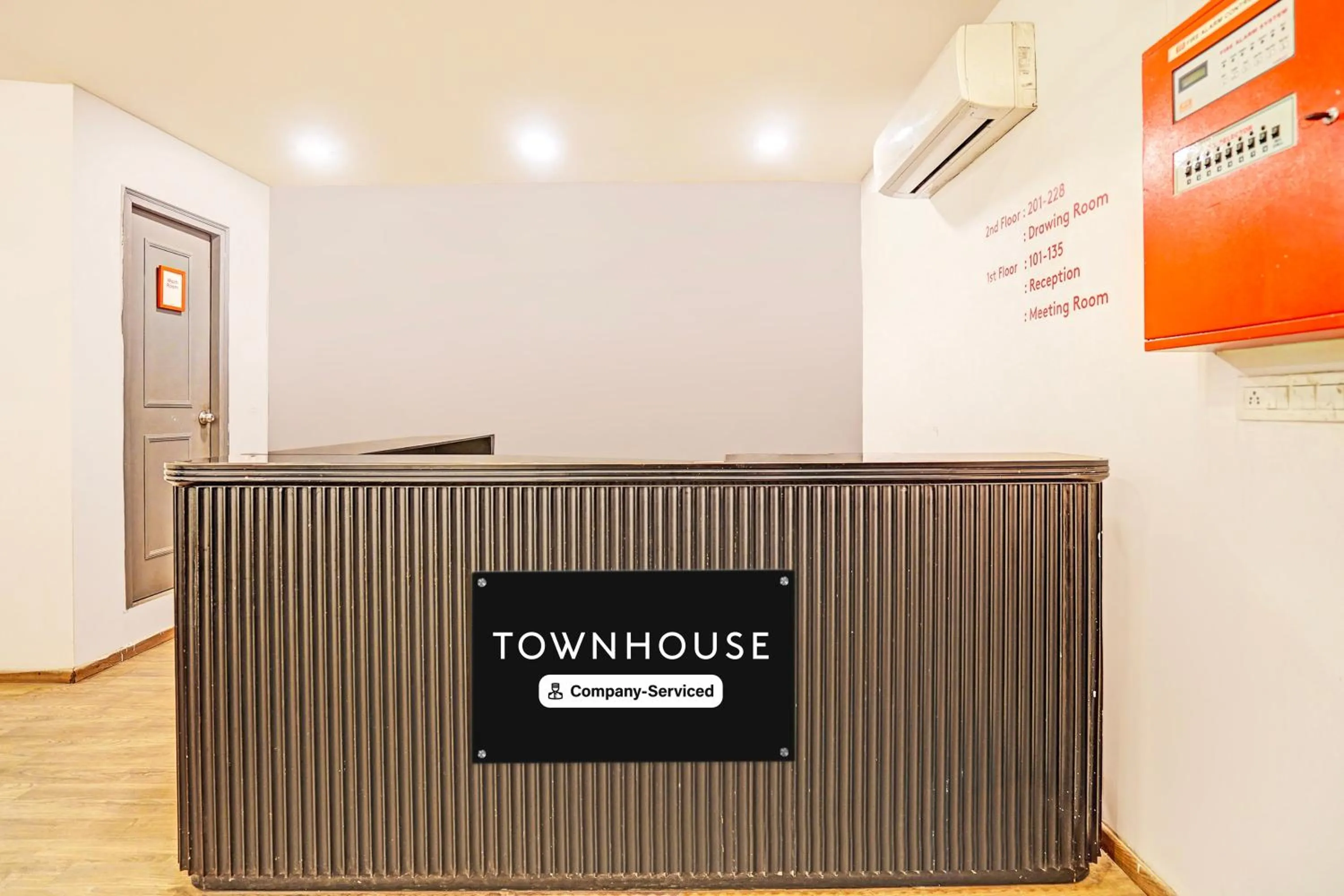 Lobby or reception in Super Townhouse Mukut Bazar