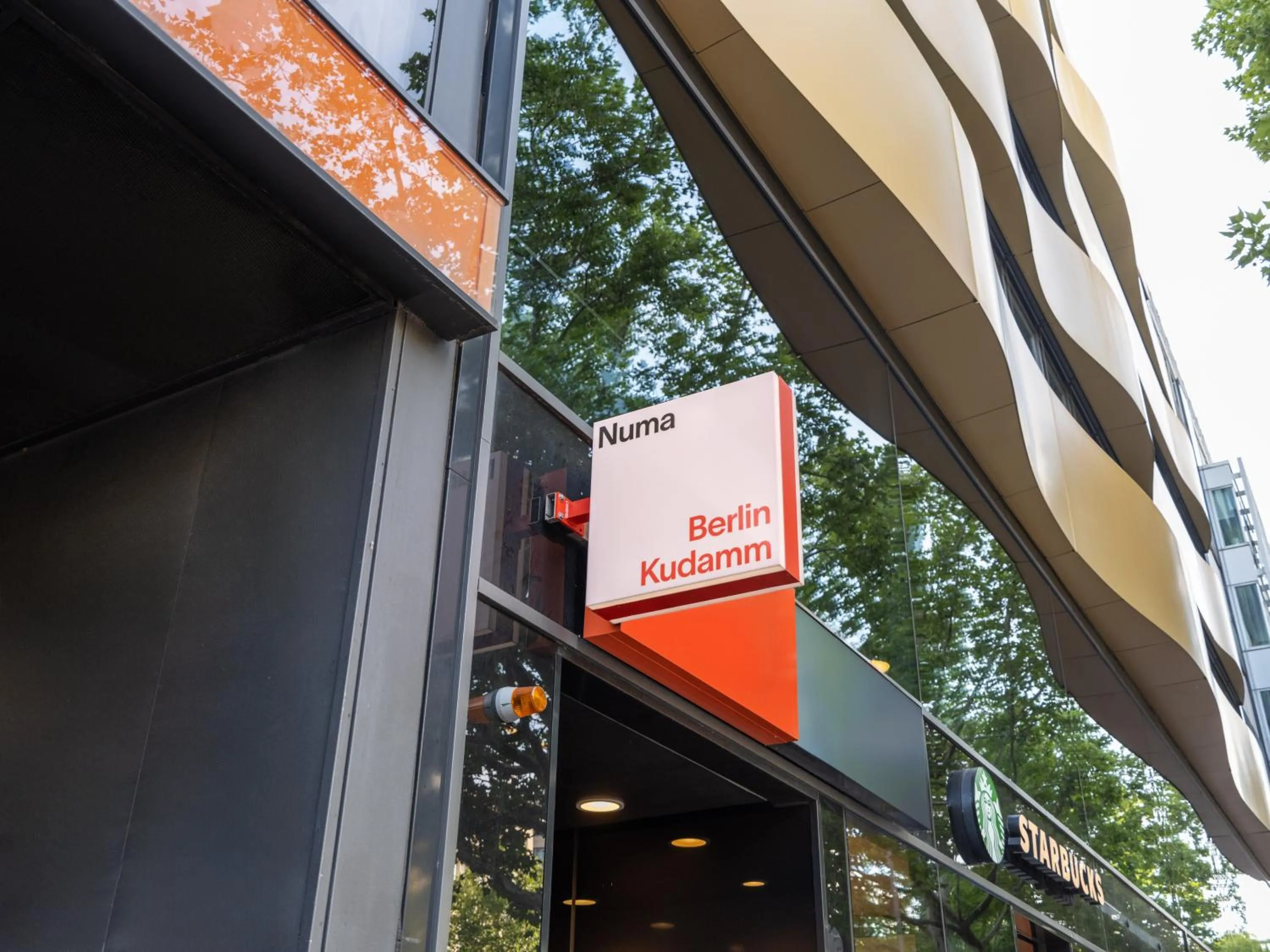 Property building in Numa Berlin Kudamm