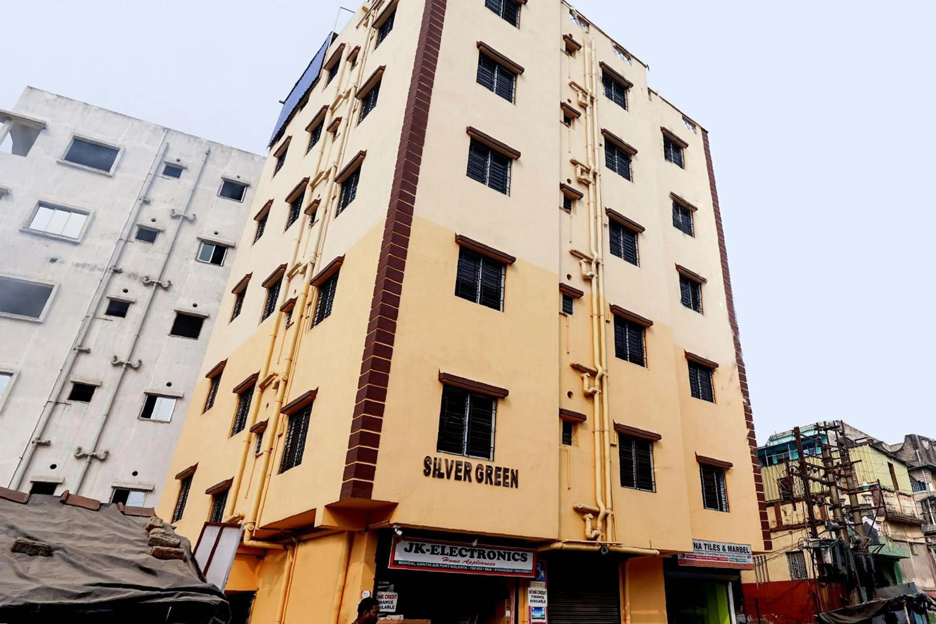 Facade/entrance in SPOT ON Silver Green