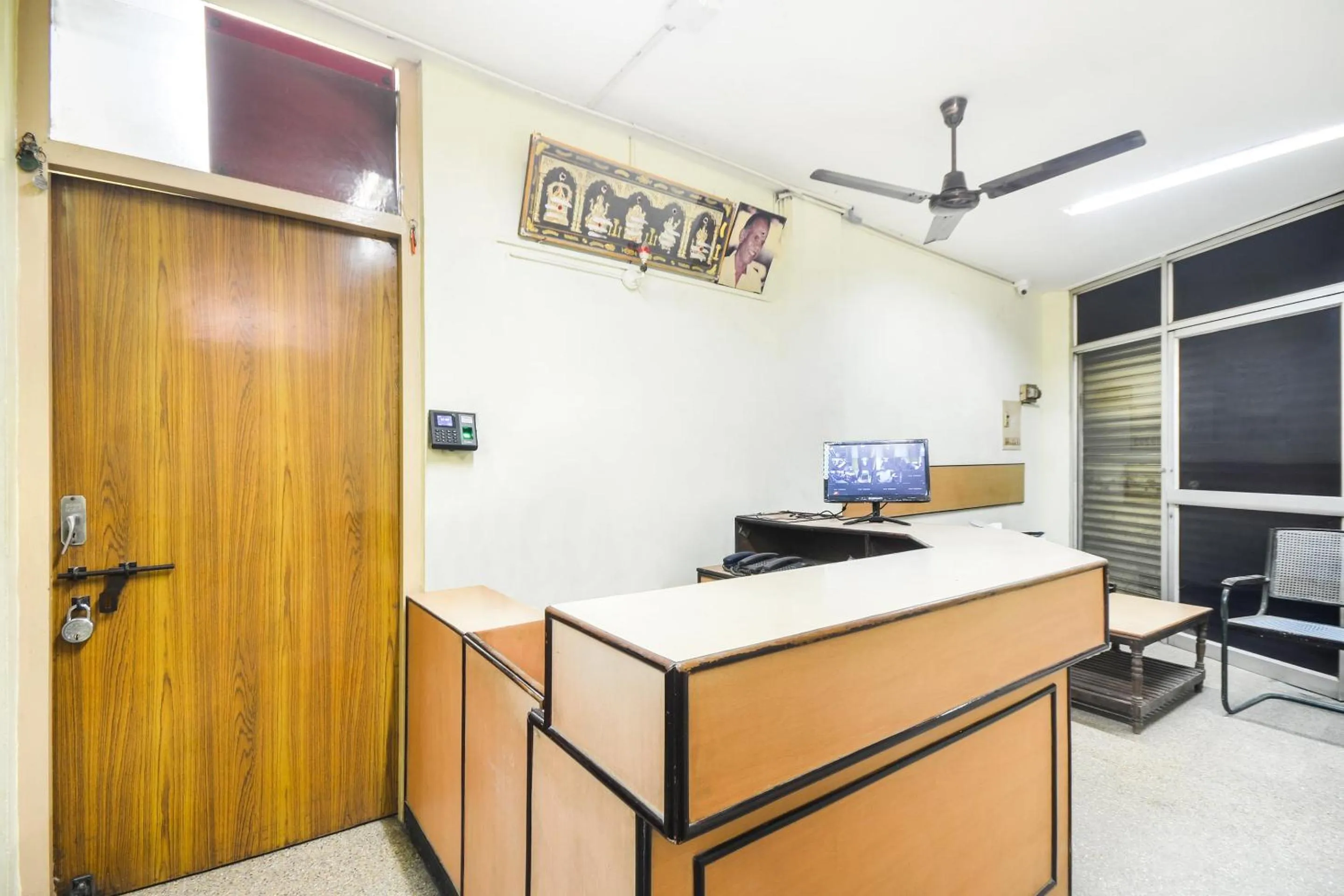 Lobby or reception in Super Hotel O Aruljothi Gandhipuram Bus Terminus