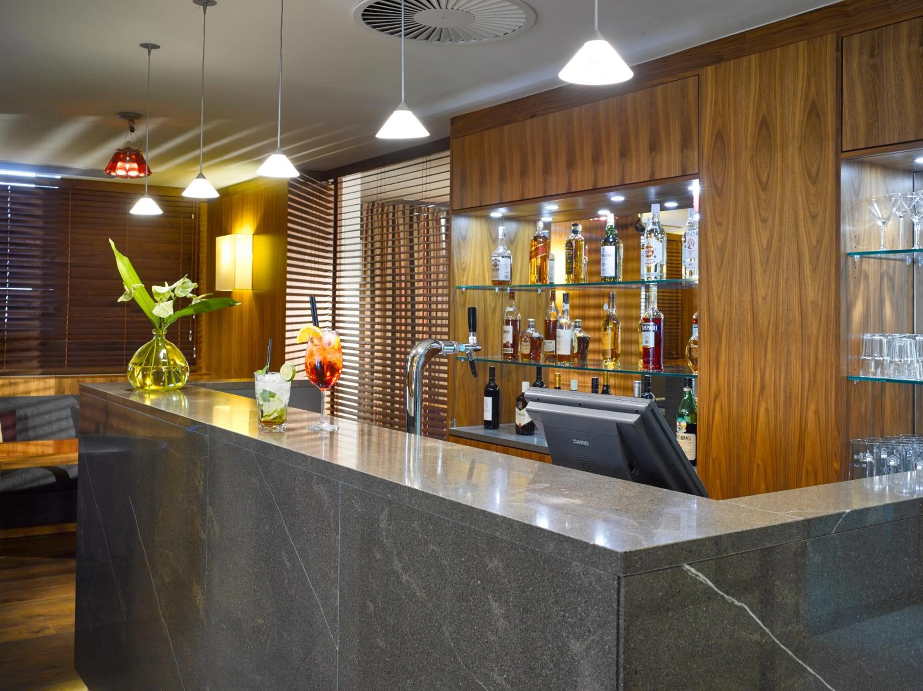 Lounge or bar in K+K Hotel am Harras