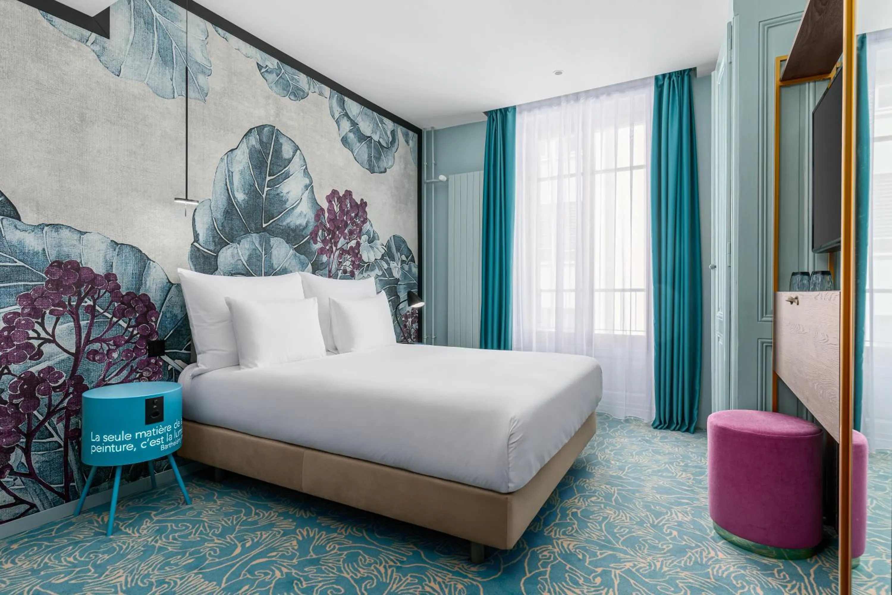 Bed in Marmont Hotel