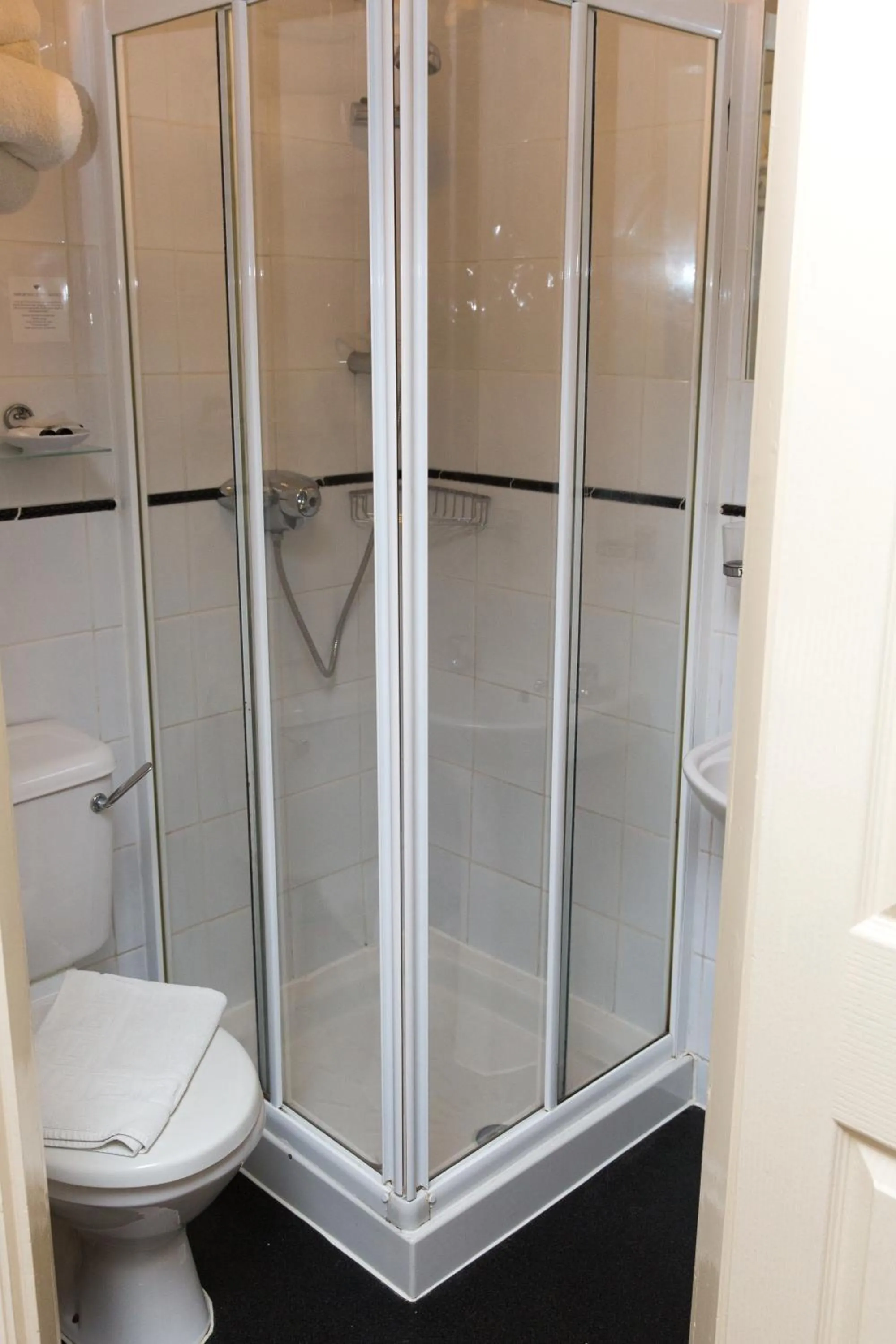 Shower in The Aspire