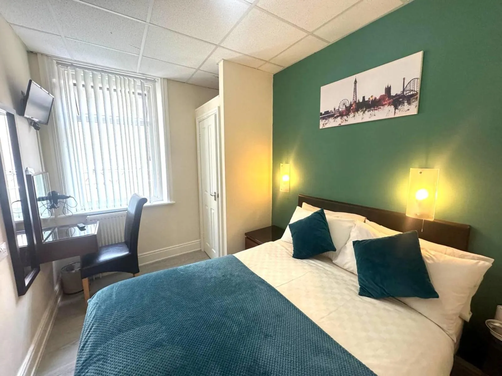 Bedroom, Bed in The Aspire