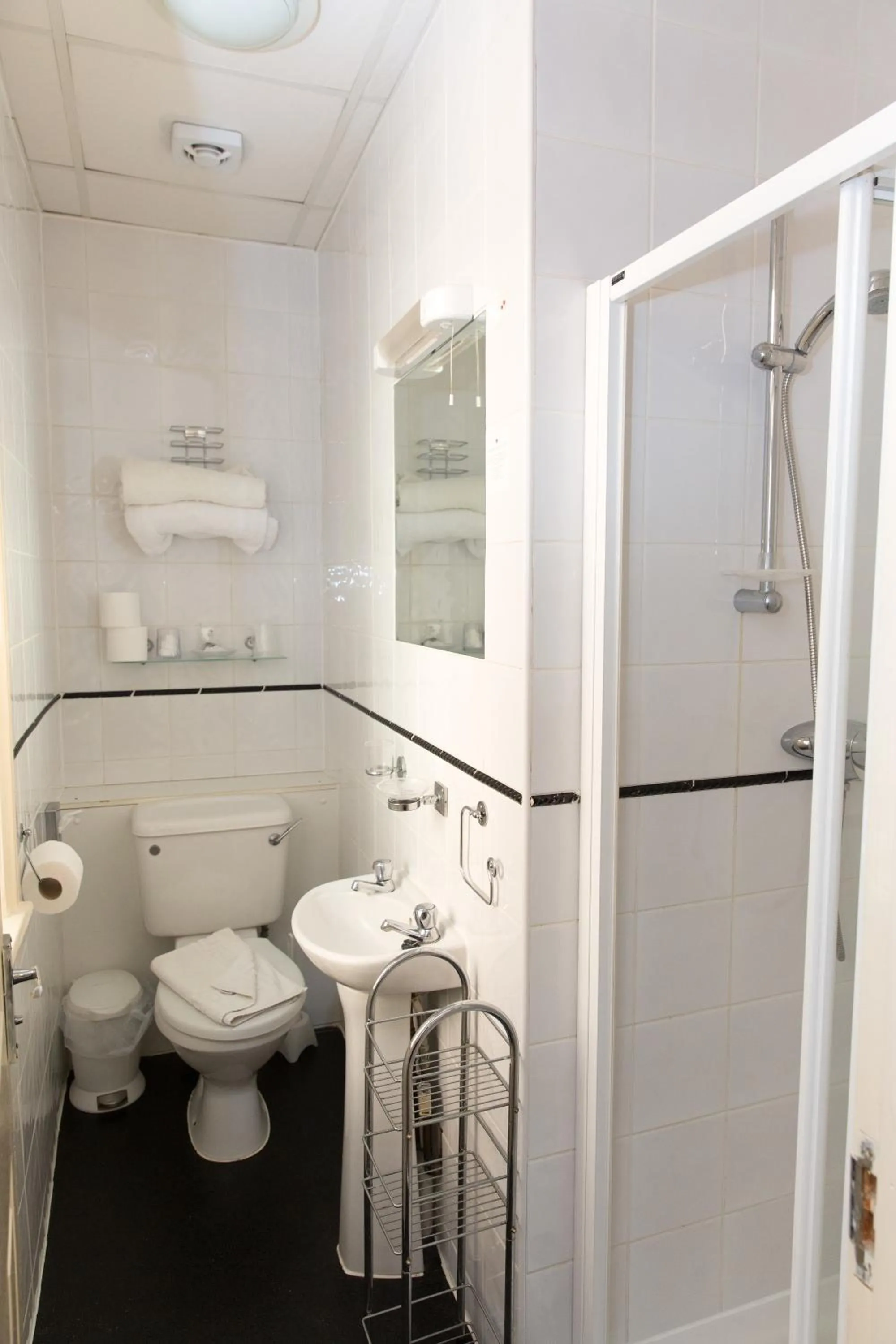 Shower in The Aspire