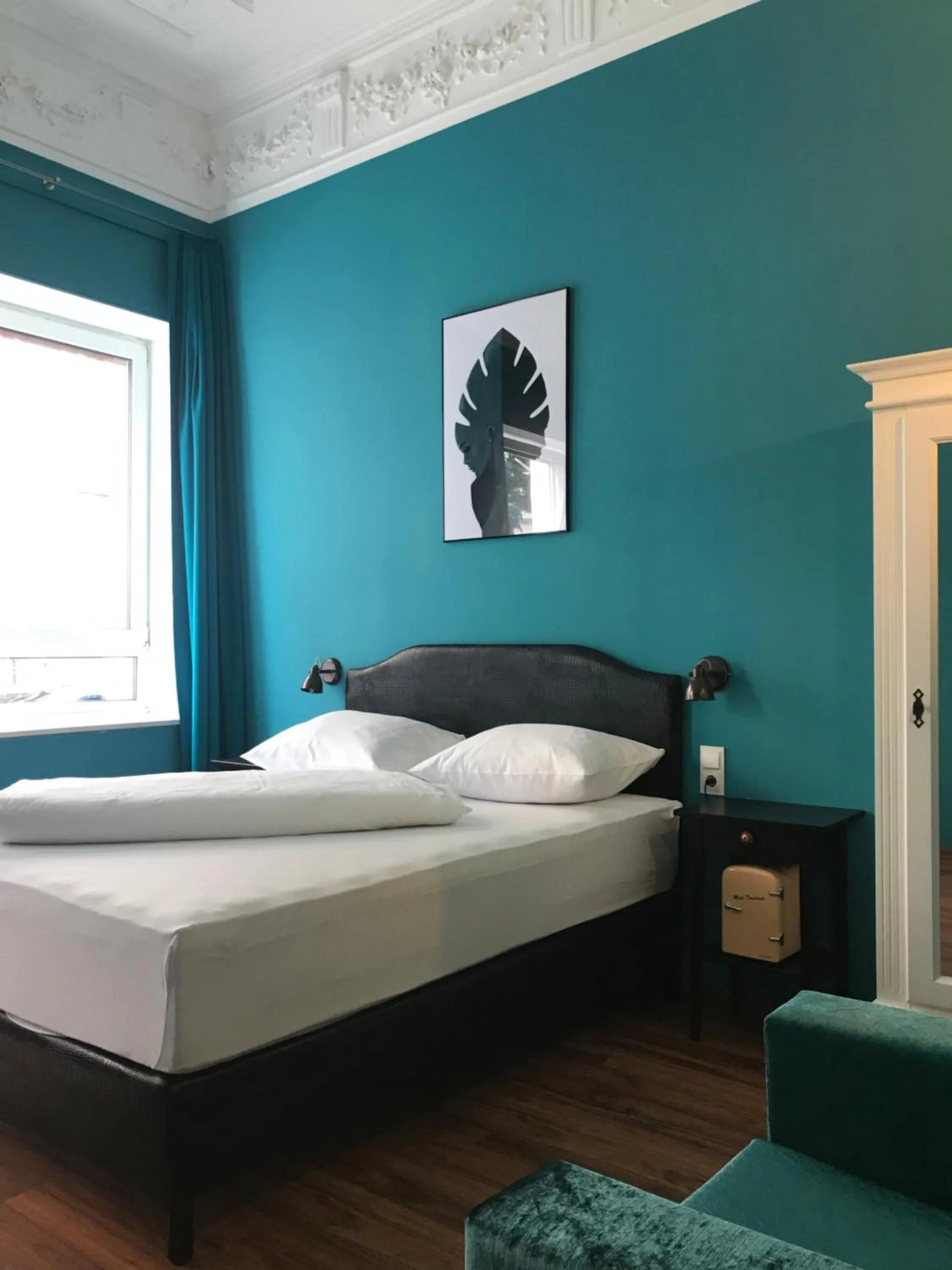 Photo of the whole room, Bed in SmartHotel Mystique Self check-in