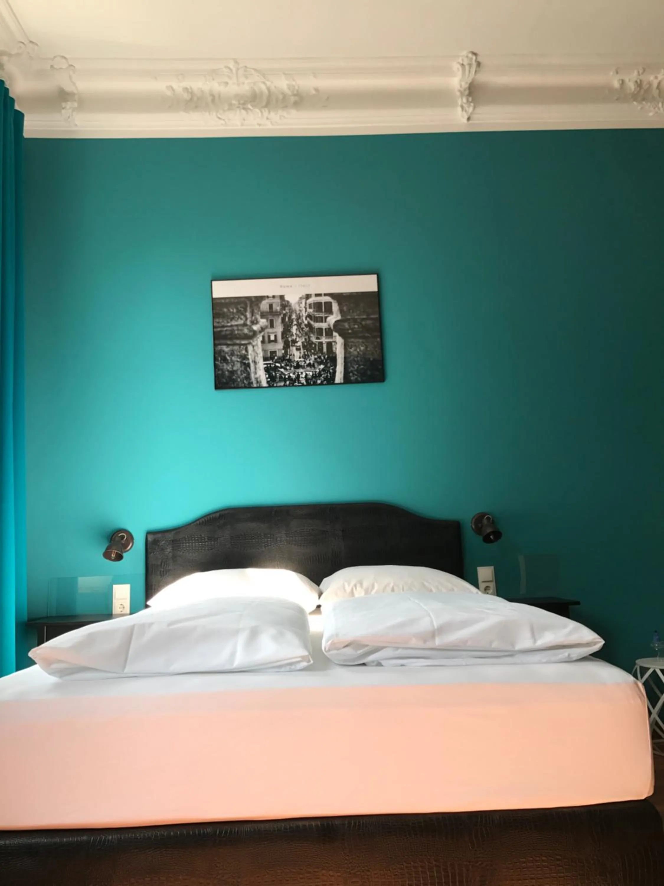 Bed in SmartHotel Mystique Self check-in