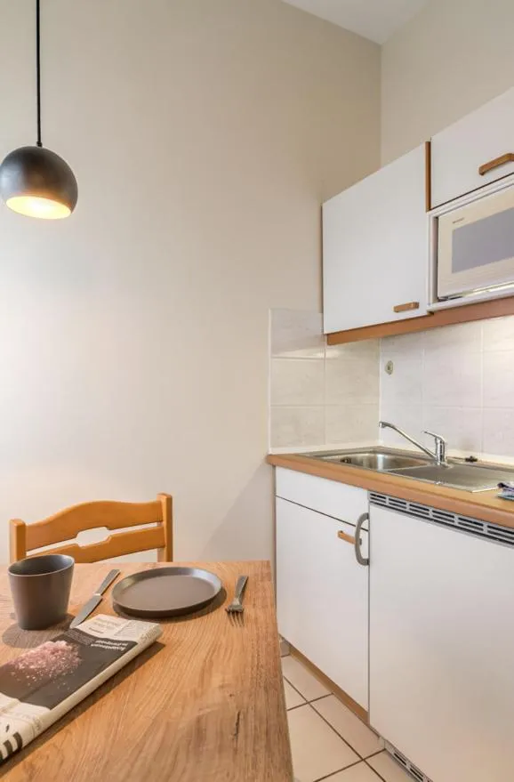 Kitchen or kitchenette in Hotel Esplanade Dortmund