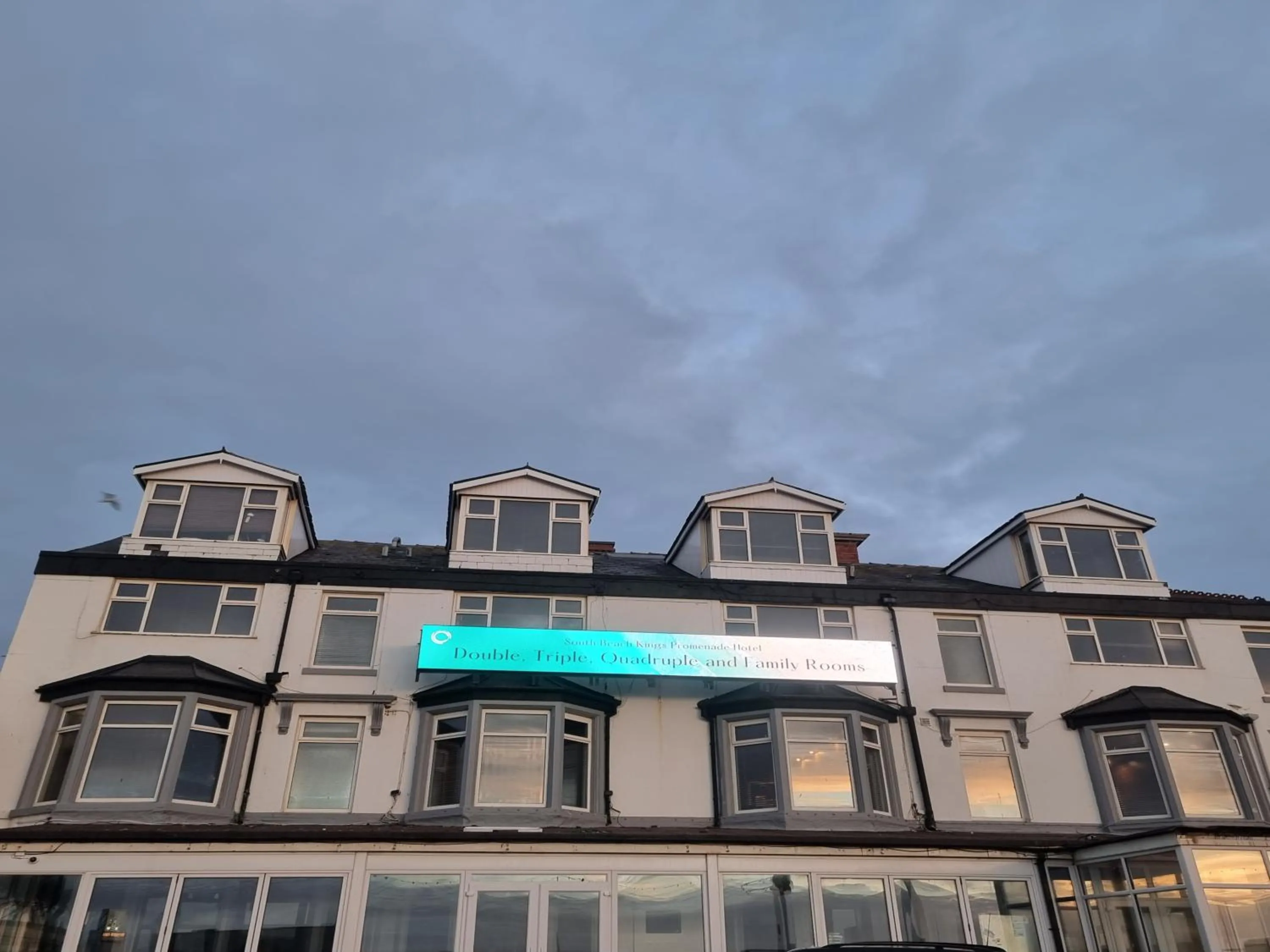 South Beach Kings Promenade Hotel