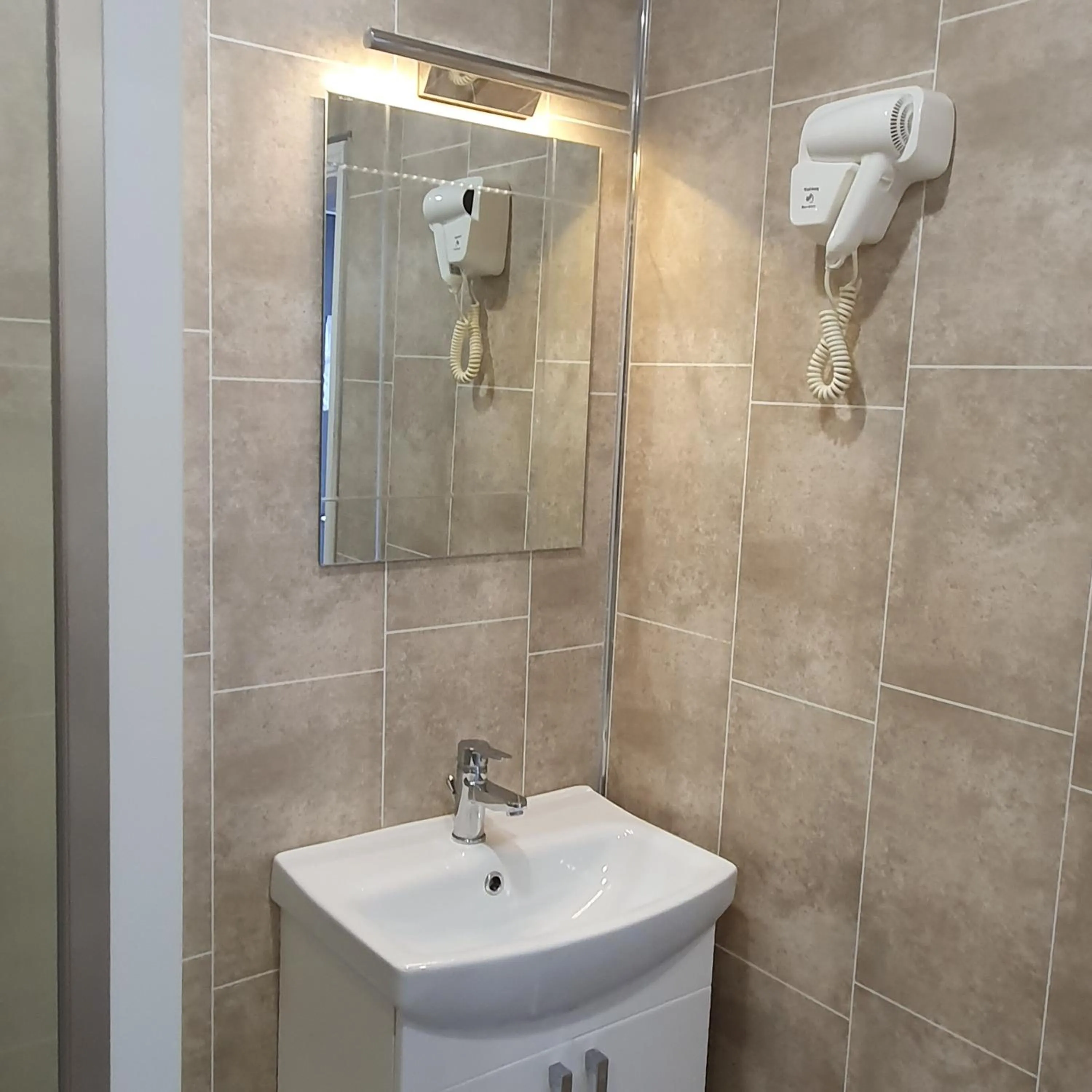 South Beach Kings Promenade Hotel