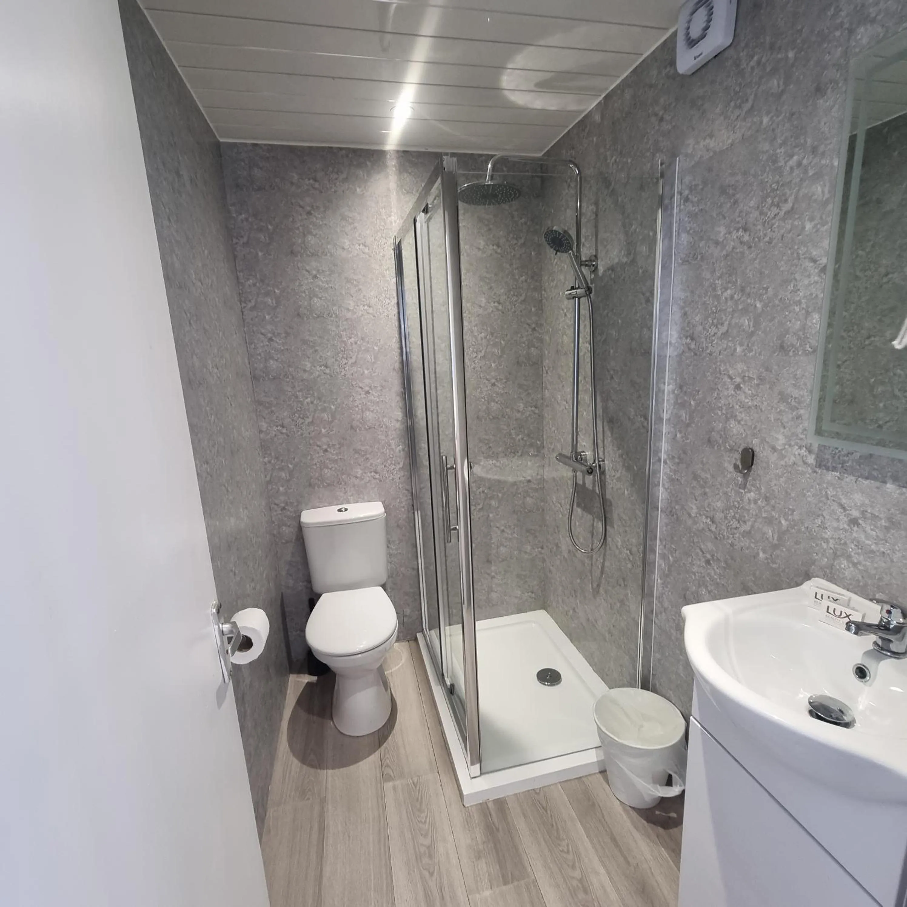 South Beach Kings Promenade Hotel