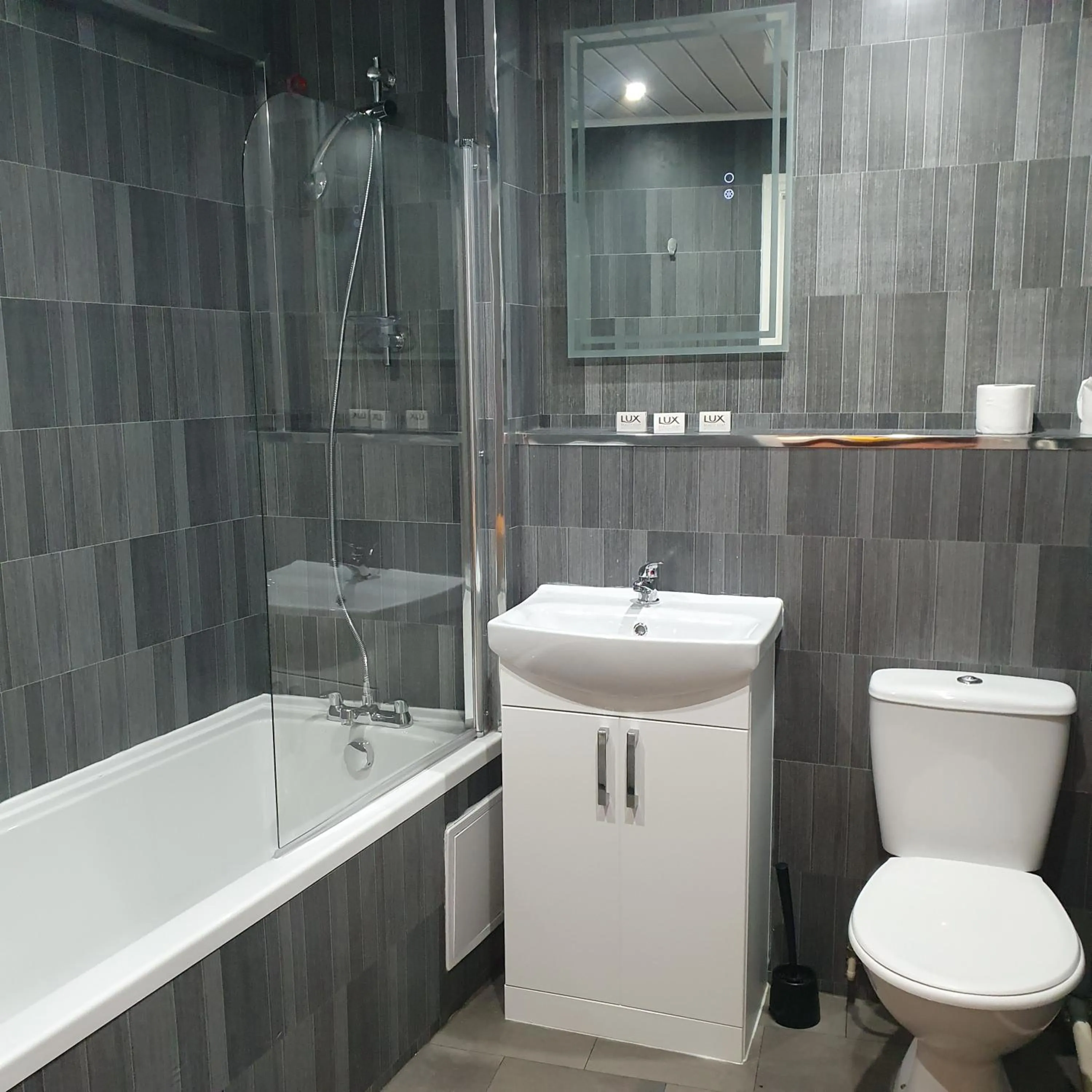 South Beach Kings Promenade Hotel