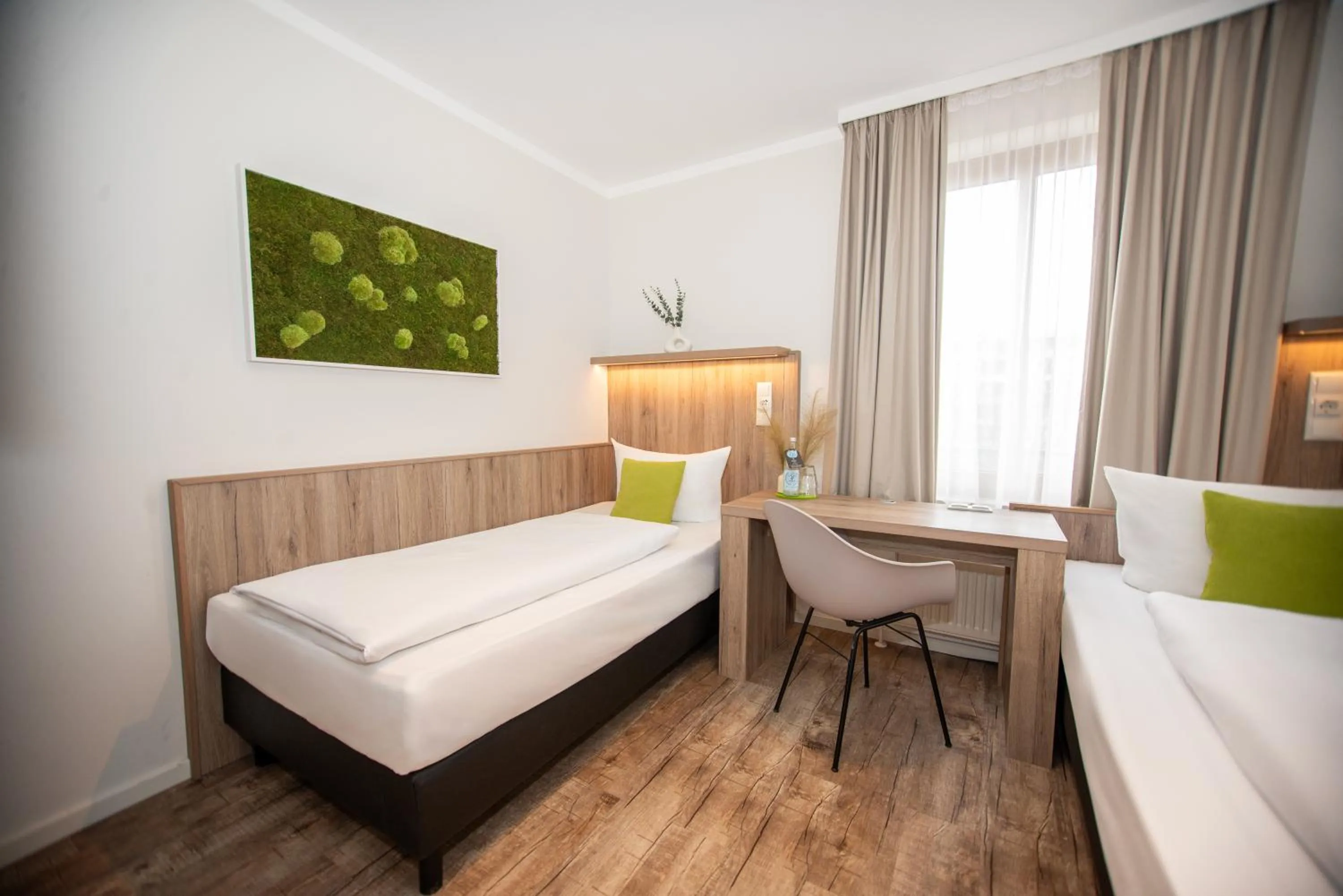 Photo of the whole room, Bed in Hotel Perlach Allee by Blattl