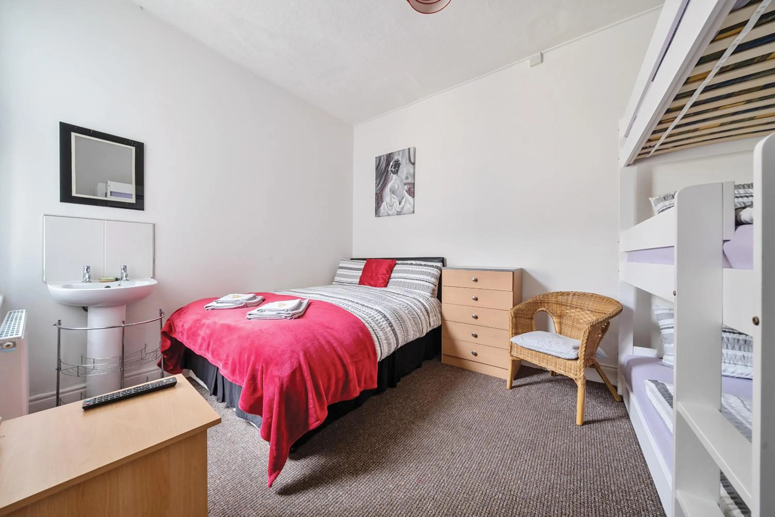 Bed in Willin House Hotel