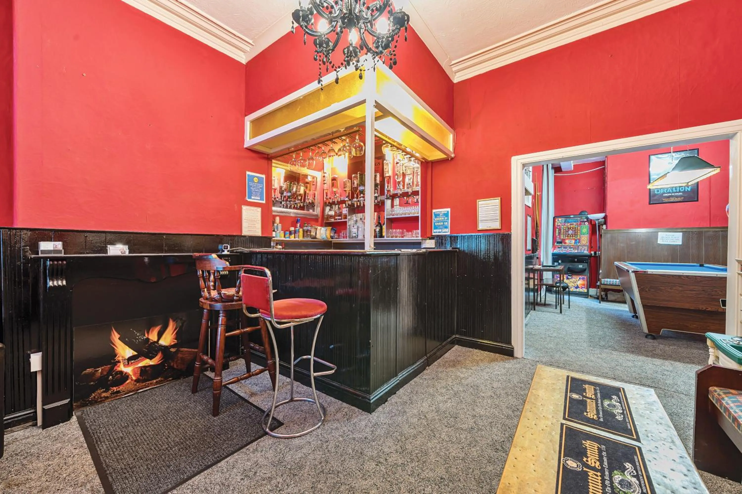 Lounge or bar in Willin House Hotel
