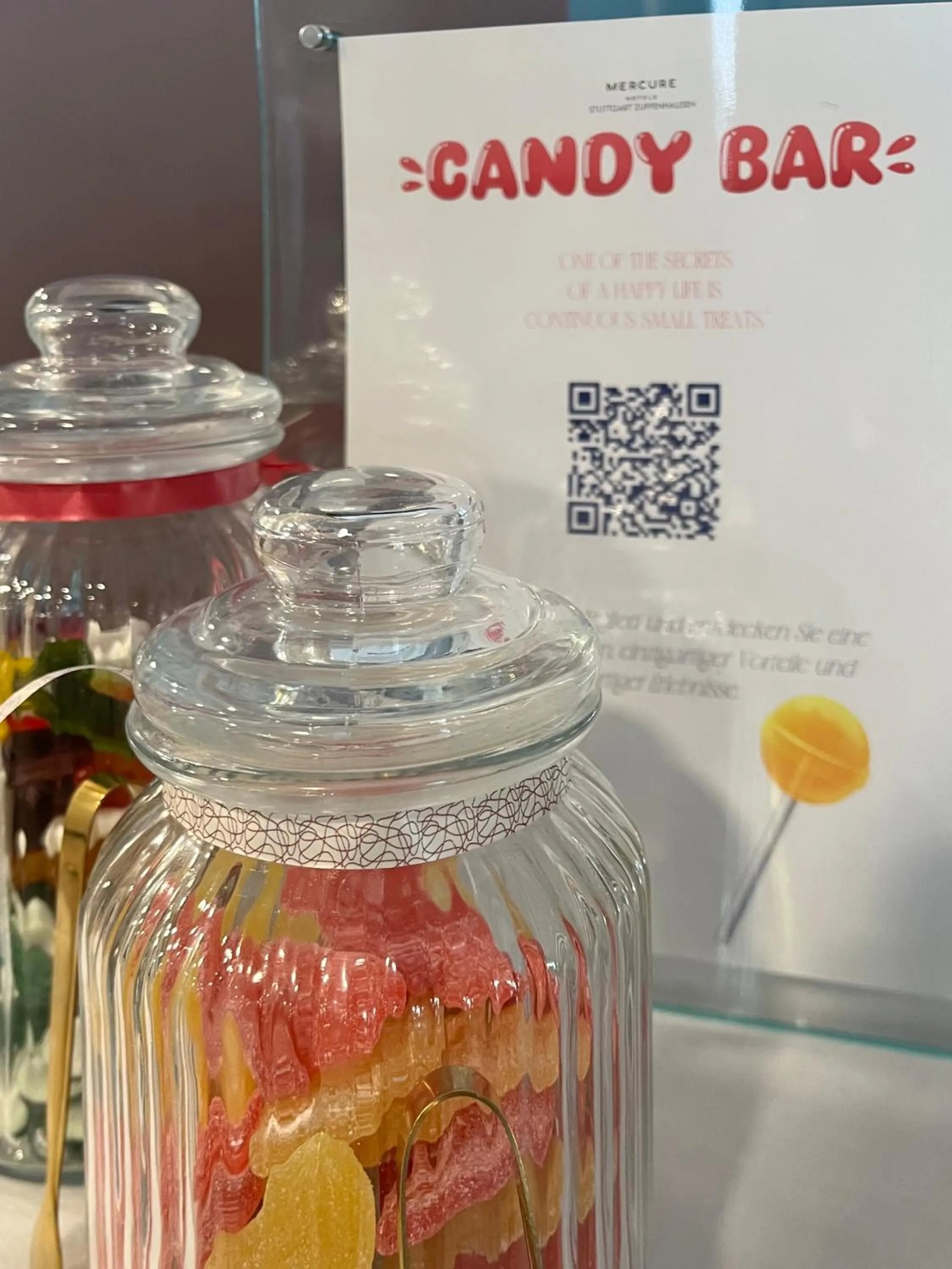 Lobby or reception in Mercure Stuttgart Zuffenhausen