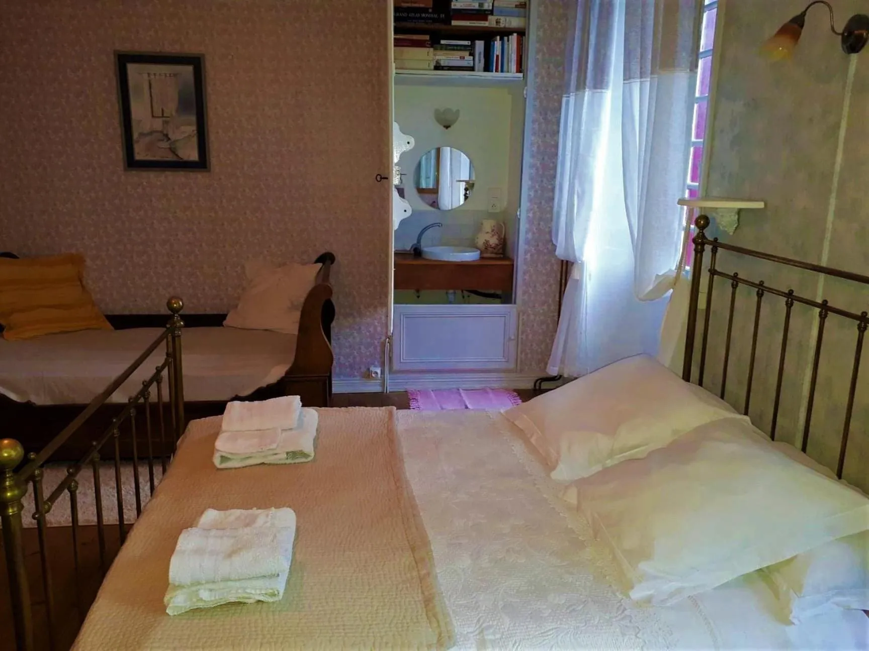 Bed in La Cure du Maine Charles