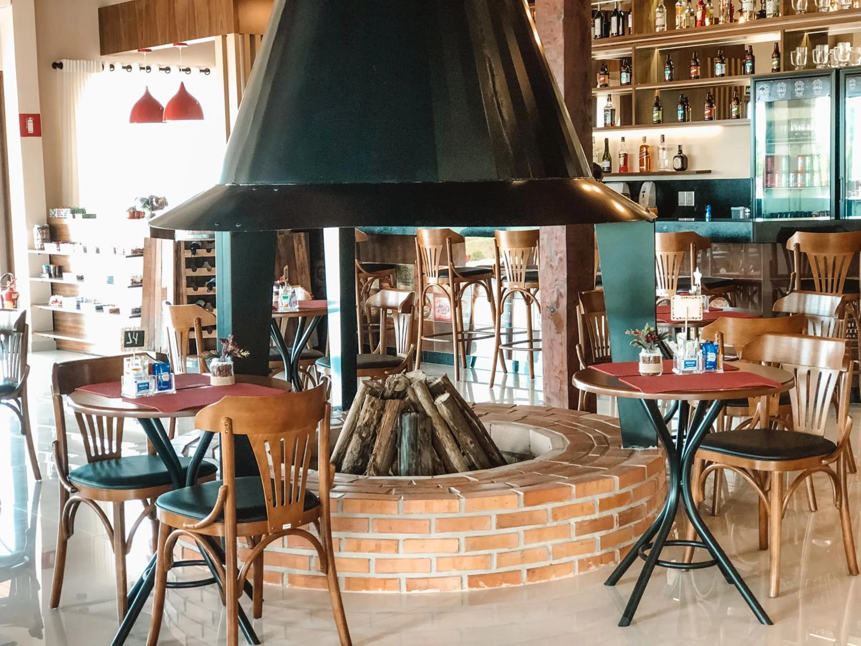 Restaurant/places to eat in Hope Valley Adventure Resort