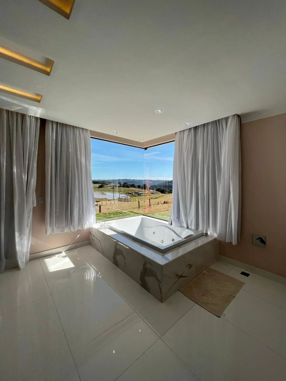 Bed in Hope Valley Adventure Resort