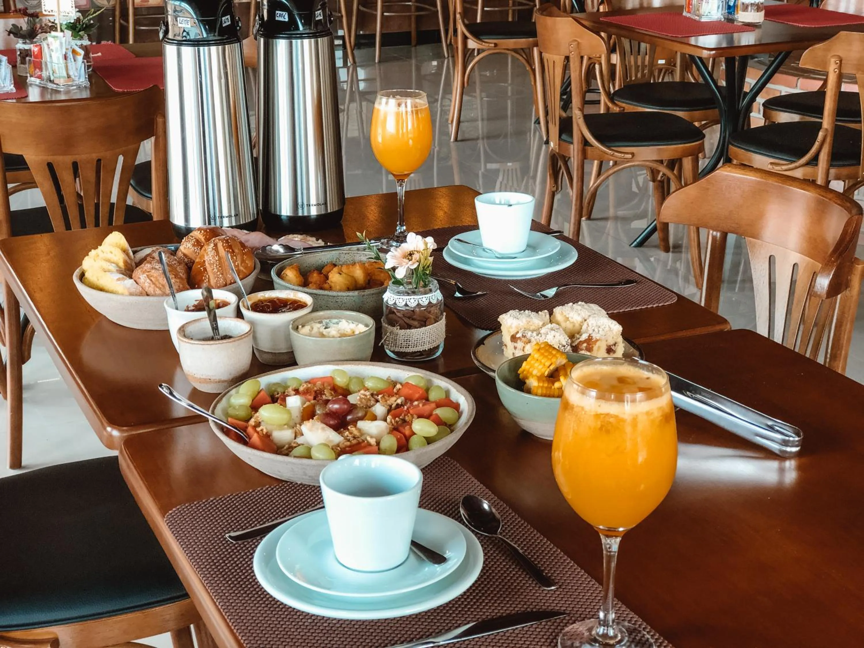 Breakfast in Hope Valley Adventure Resort