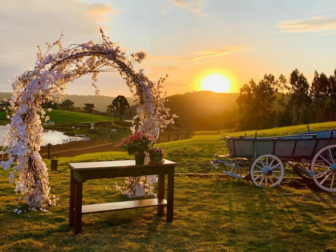 Sunset in Hope Valley Adventure Resort