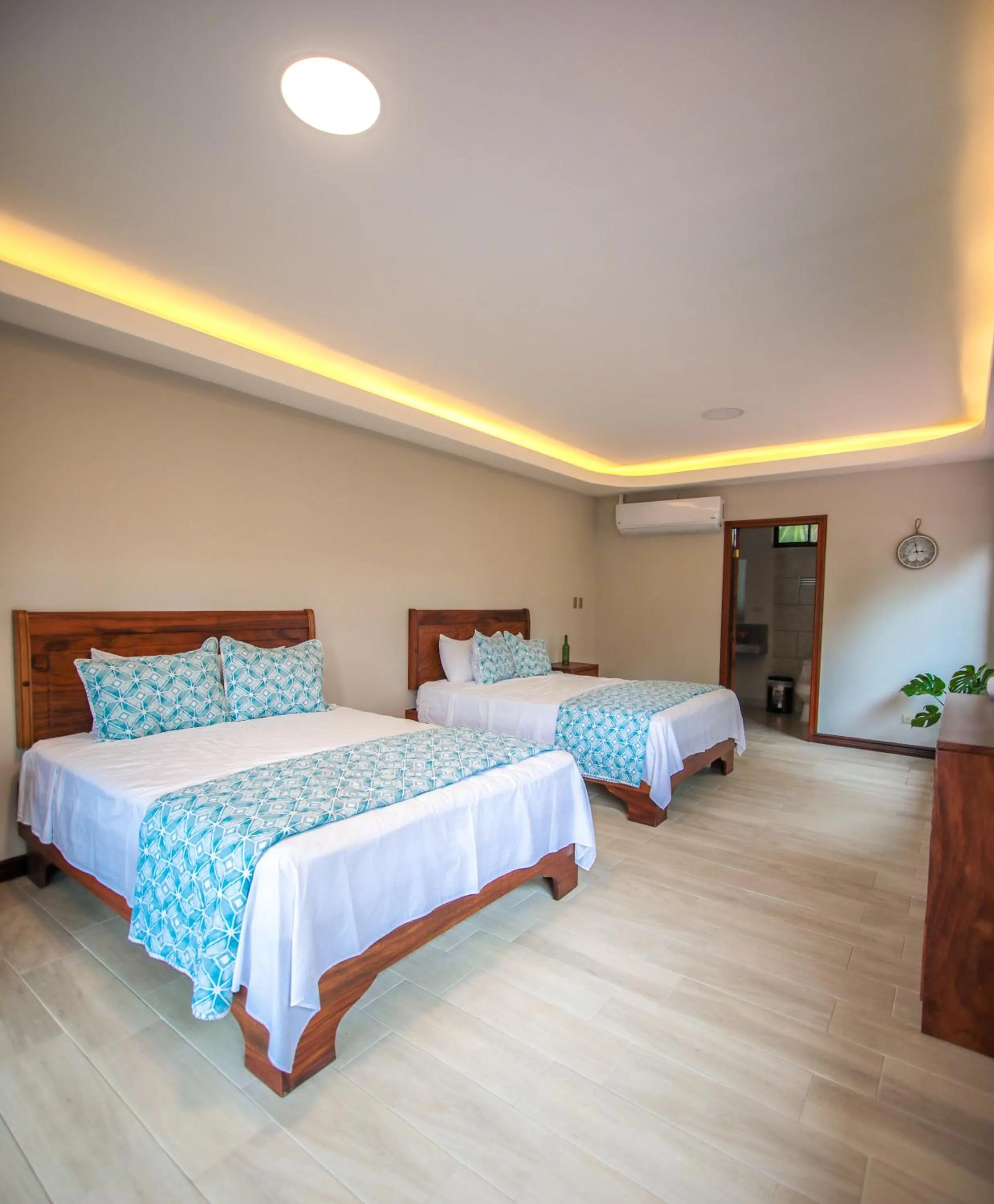 Bedroom, Bed in Hotel Amira