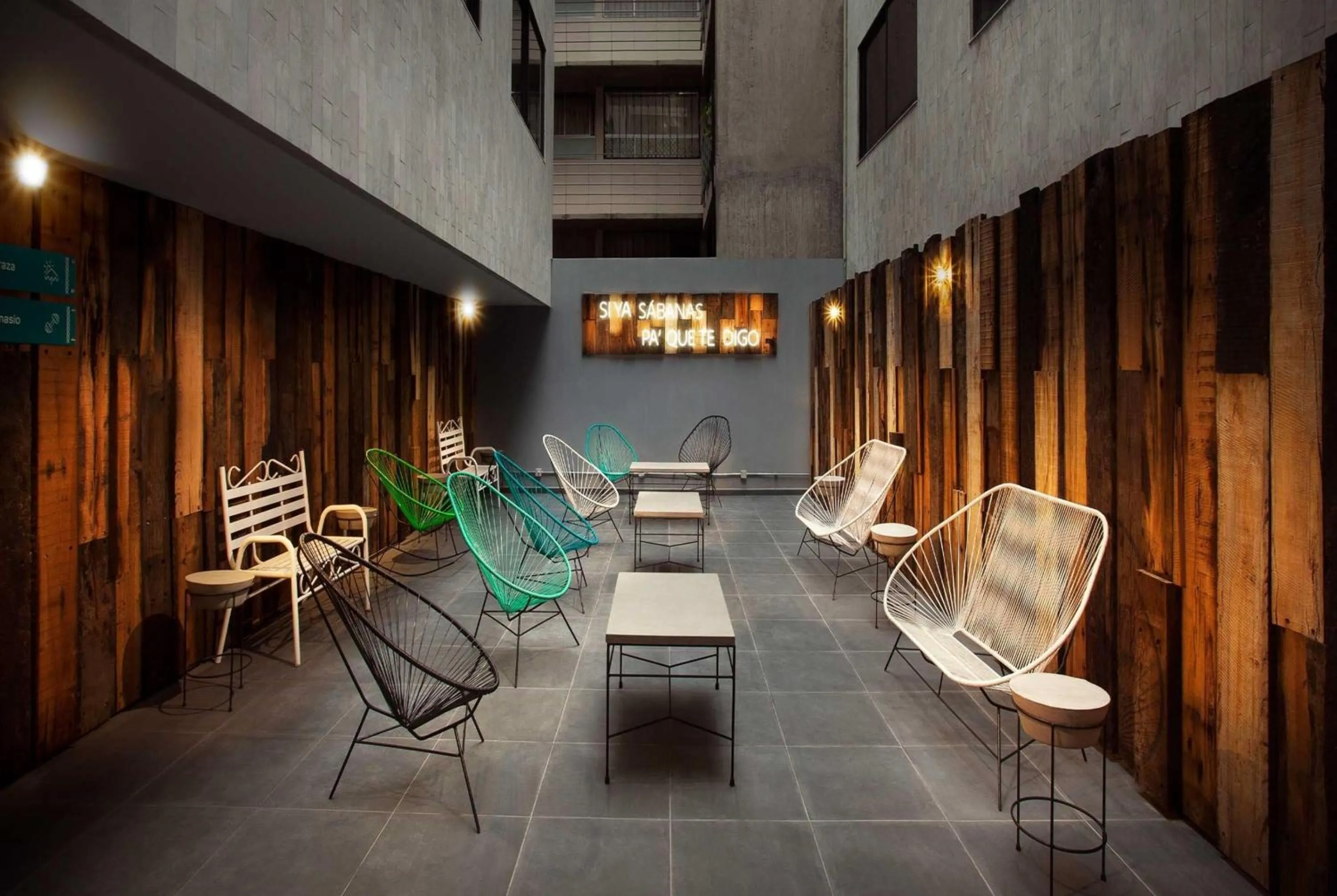 Lobby or reception in Hotel MX lagunilla CDMX, Trademark Collection by Wyndham