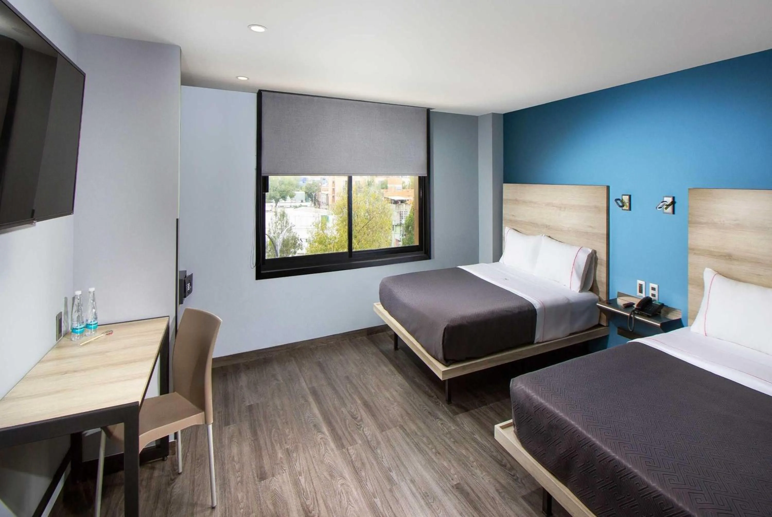 Photo of the whole room, Bed in Hotel MX lagunilla CDMX, Trademark Collection by Wyndham