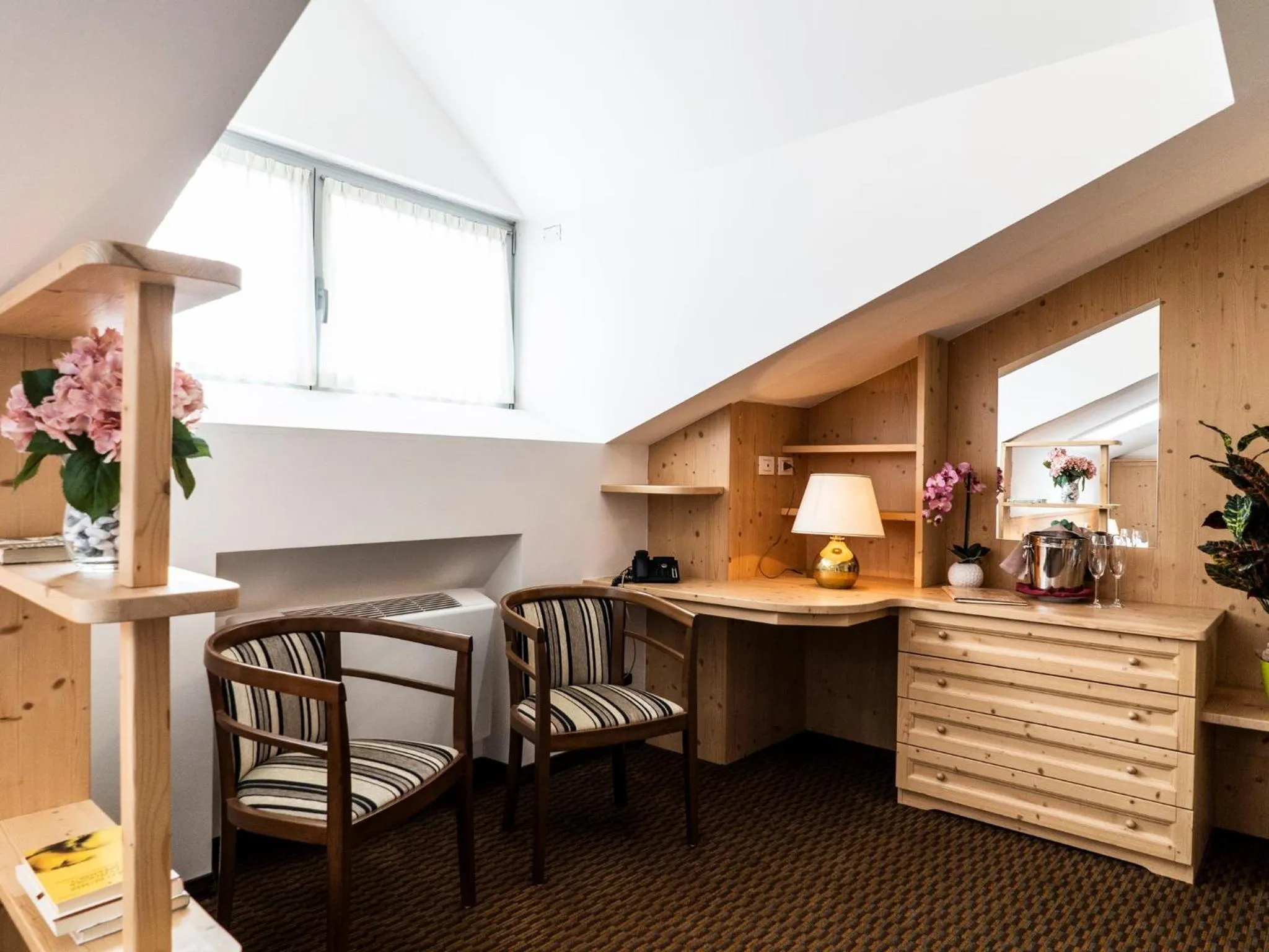 hair dresser in Hotel Villa Regina