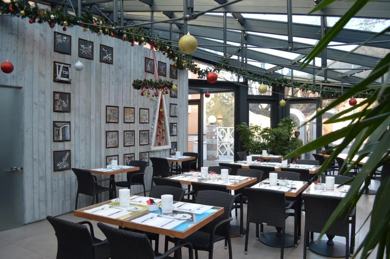 Buffet breakfast in Hotel Villa Regina