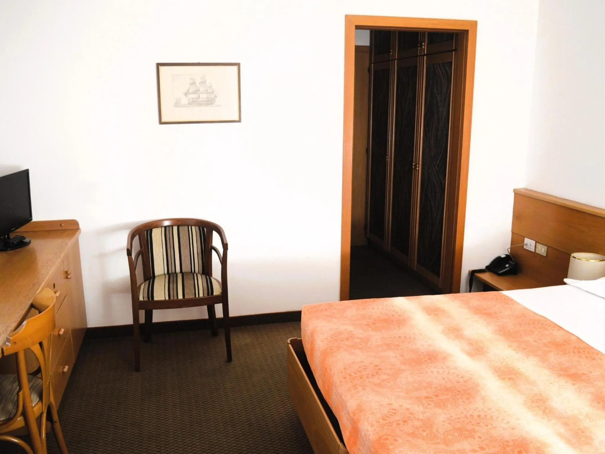 Bedroom in Hotel Villa Regina