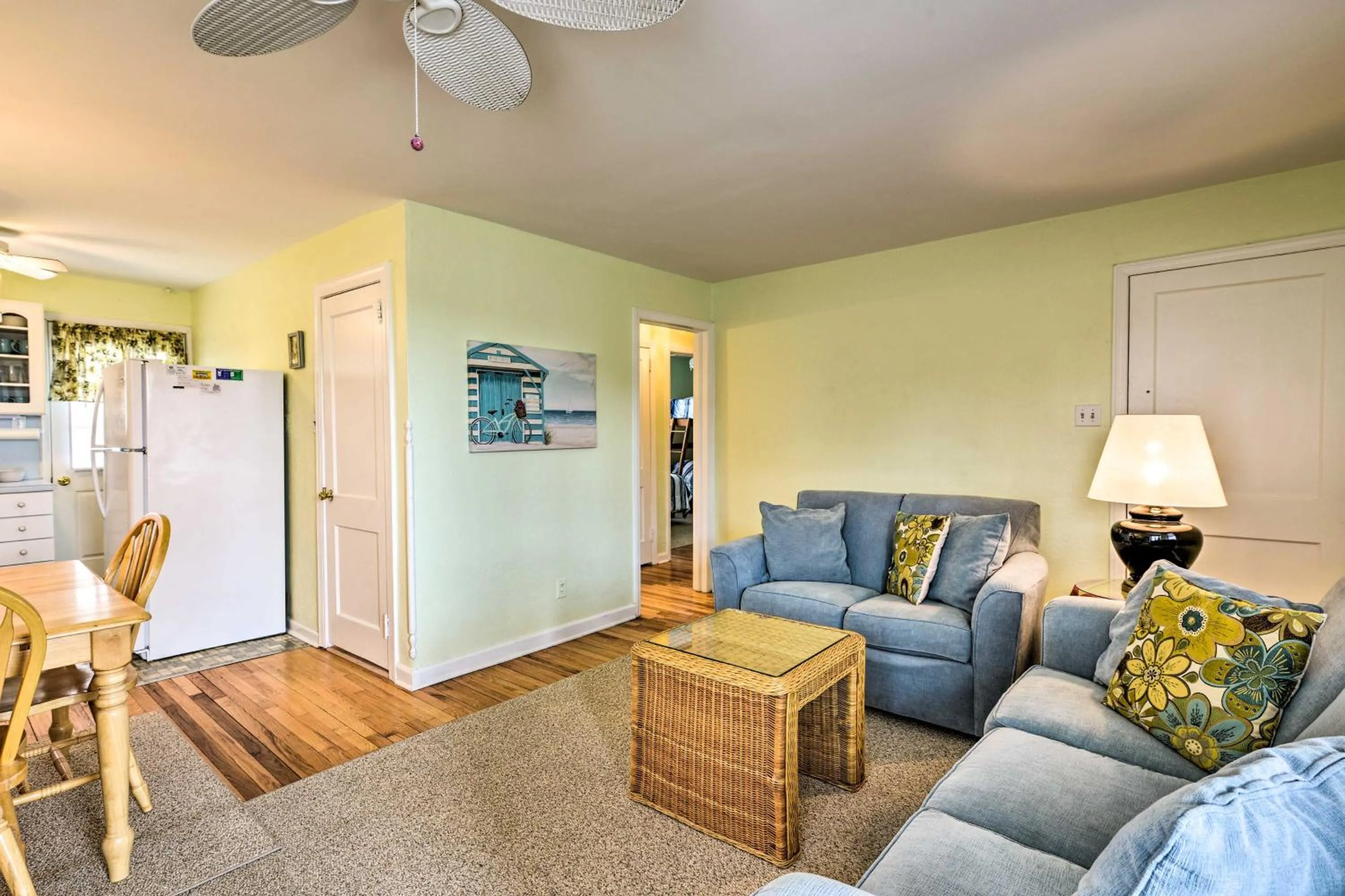 Wildwood Crest Condo 2 Blocks to Beach!