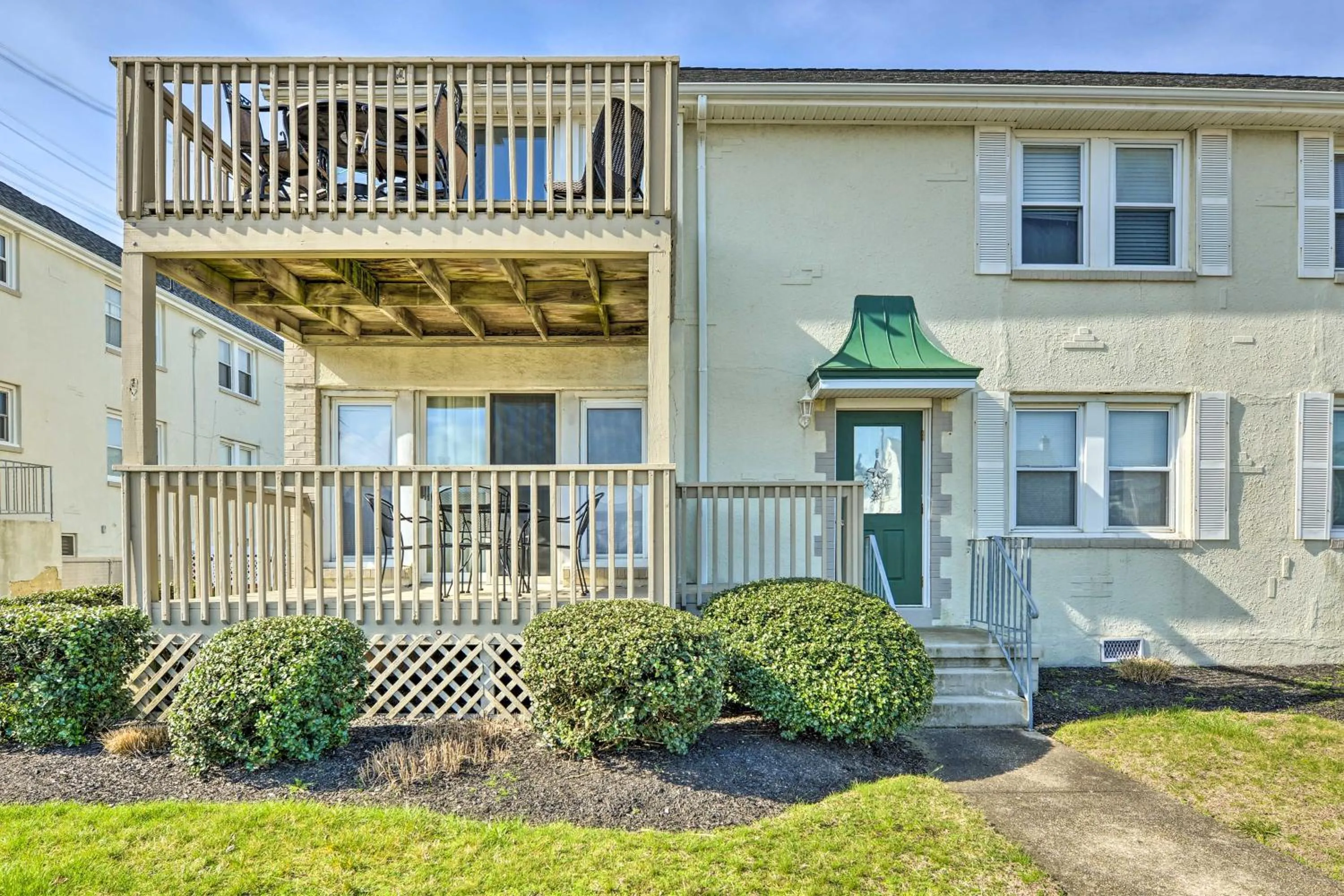 Wildwood Crest Condo 2 Blocks to Beach!