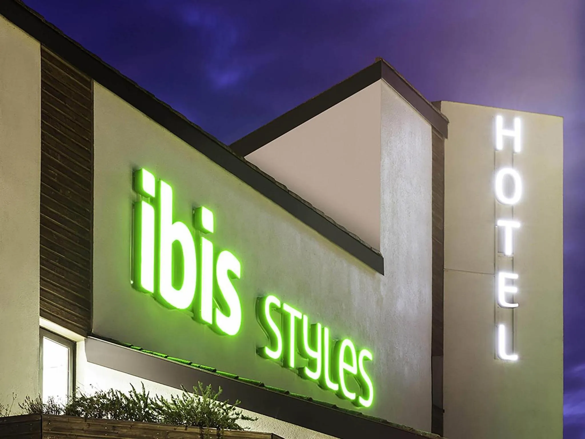 Property building in ibis Styles Niort Poitou Charentes