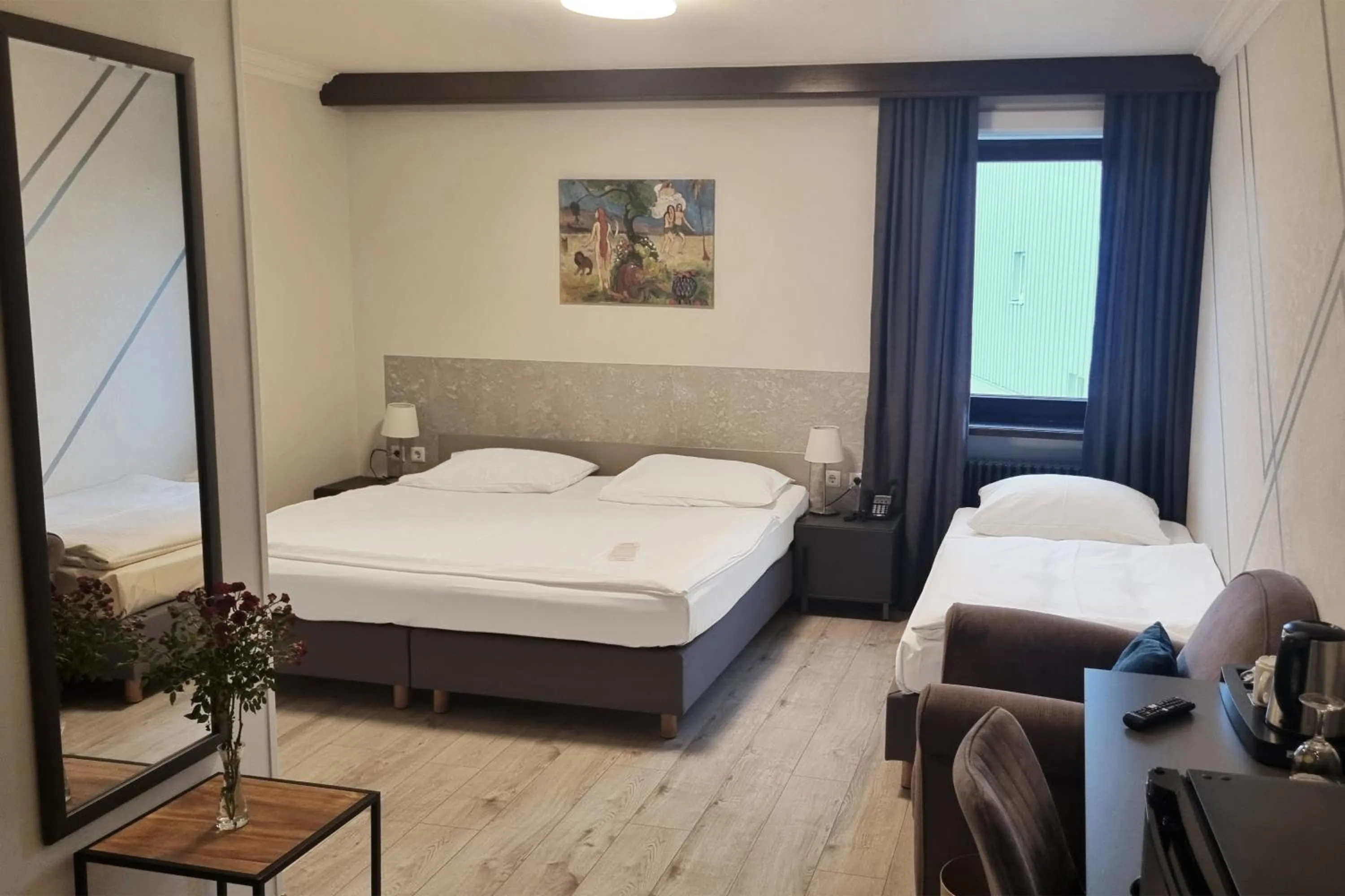 Photo of the whole room, Bed in Mercure Hotel Ingolstadt