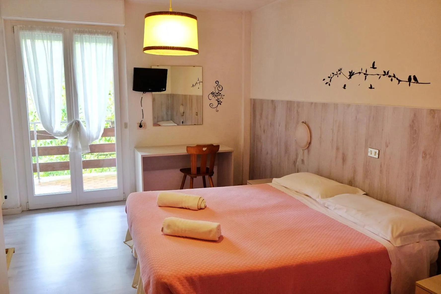 Bedroom, Bed in Hotel Dolomiti