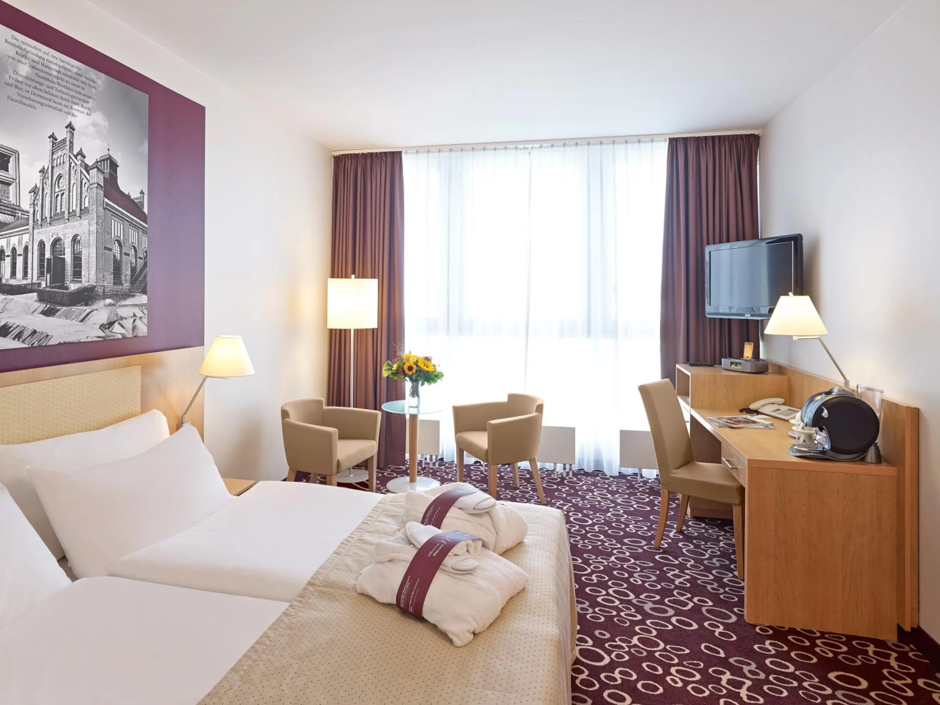 Staff, Bed in Mercure Hotel Dortmund City